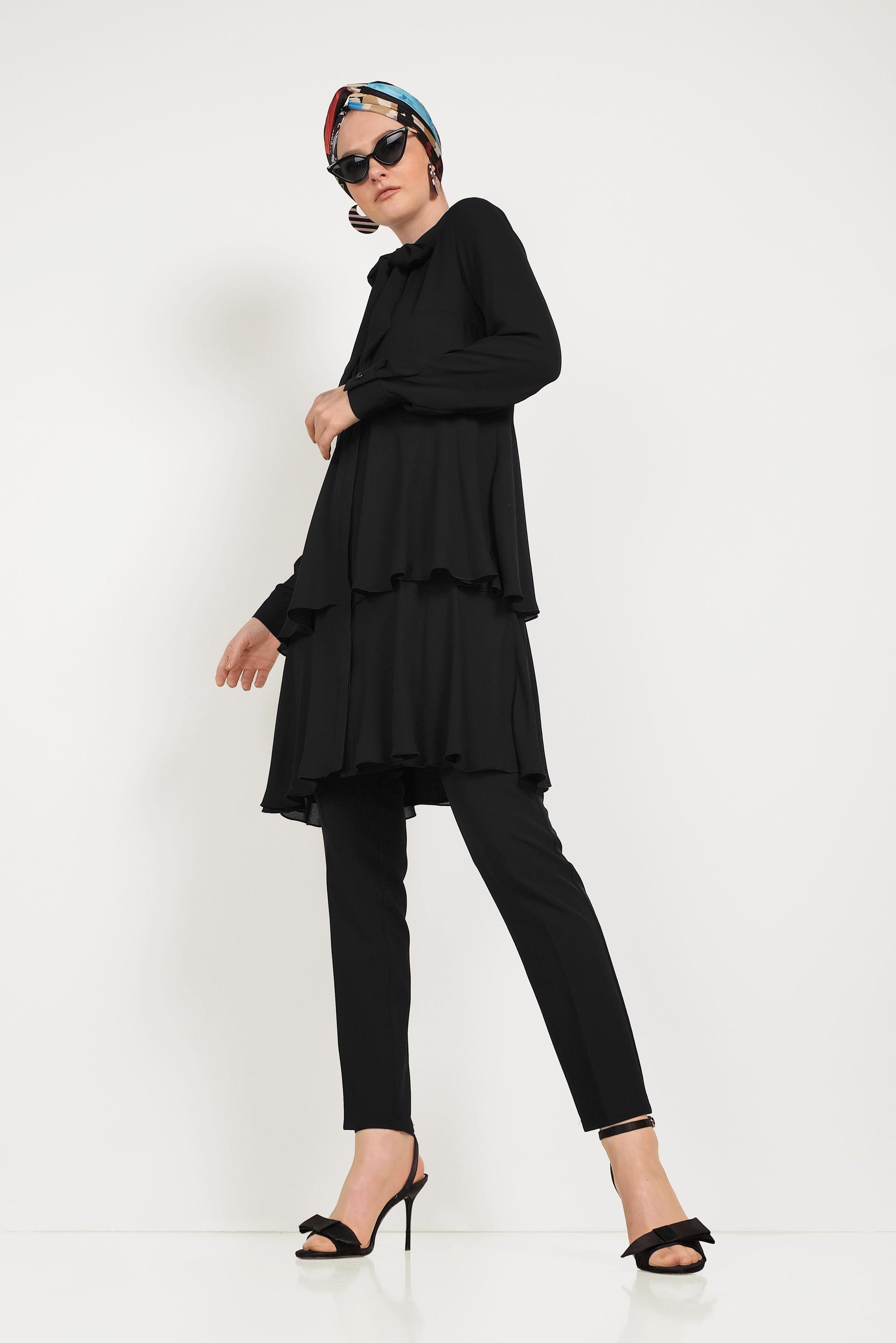 Tesettür giyim SİYAH FULAR YAKA ETEK UCU FIRFIRLI TUNİK 40492