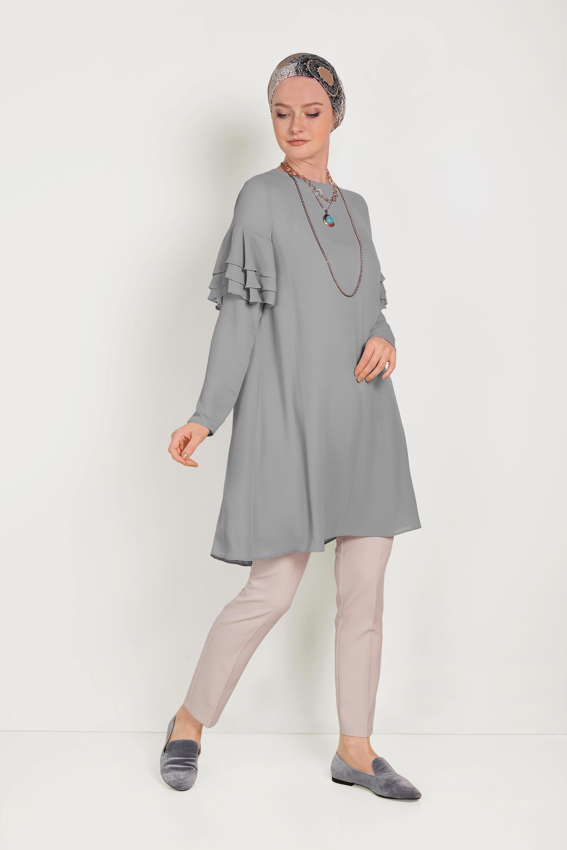 Tesettür giyim GRİ KOLLARI FIRFIRLI TUNİK 40493