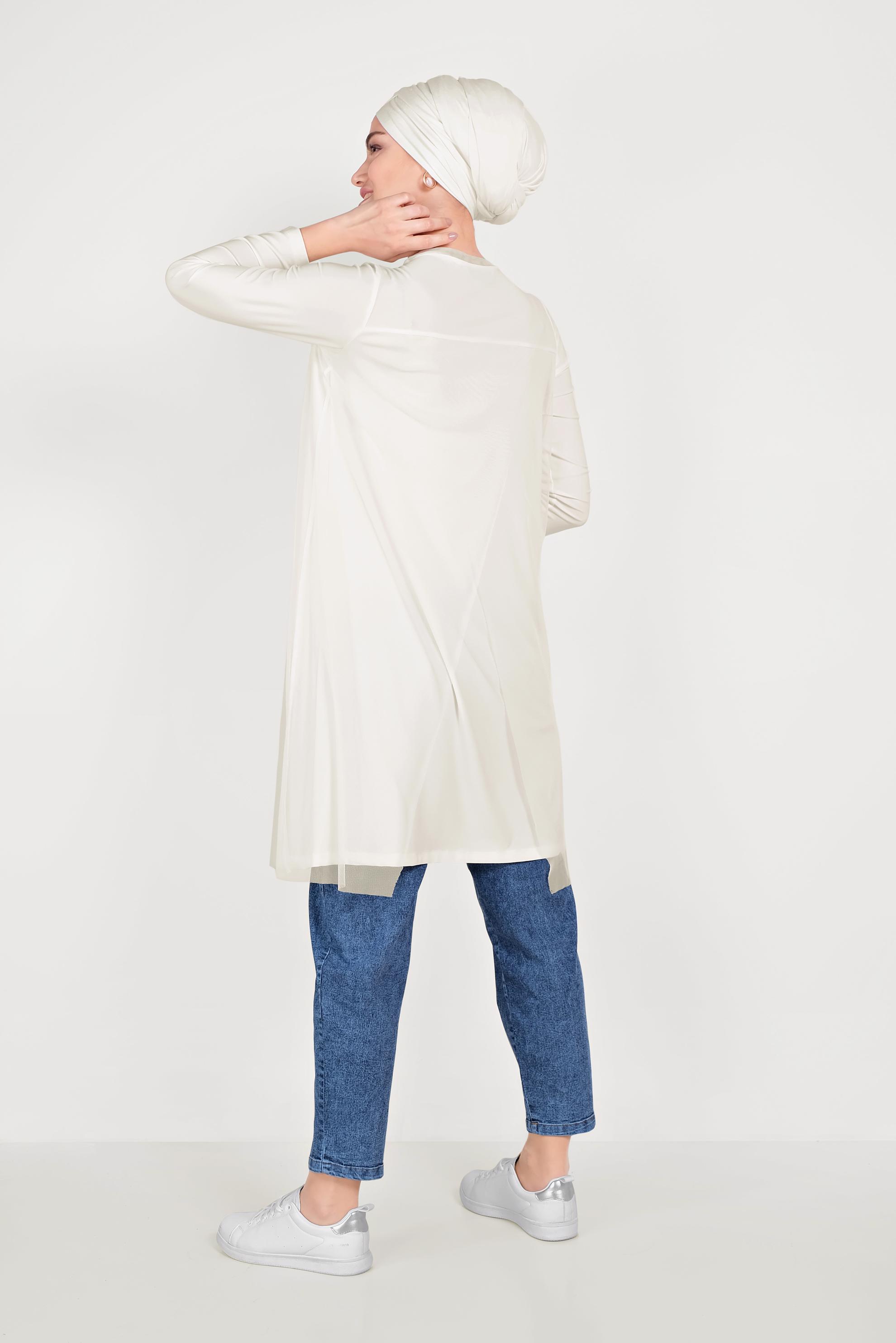 Tesettür giyim BEYAZ TÜL DETAYLI YAZI BASKILI TUNİK 40511