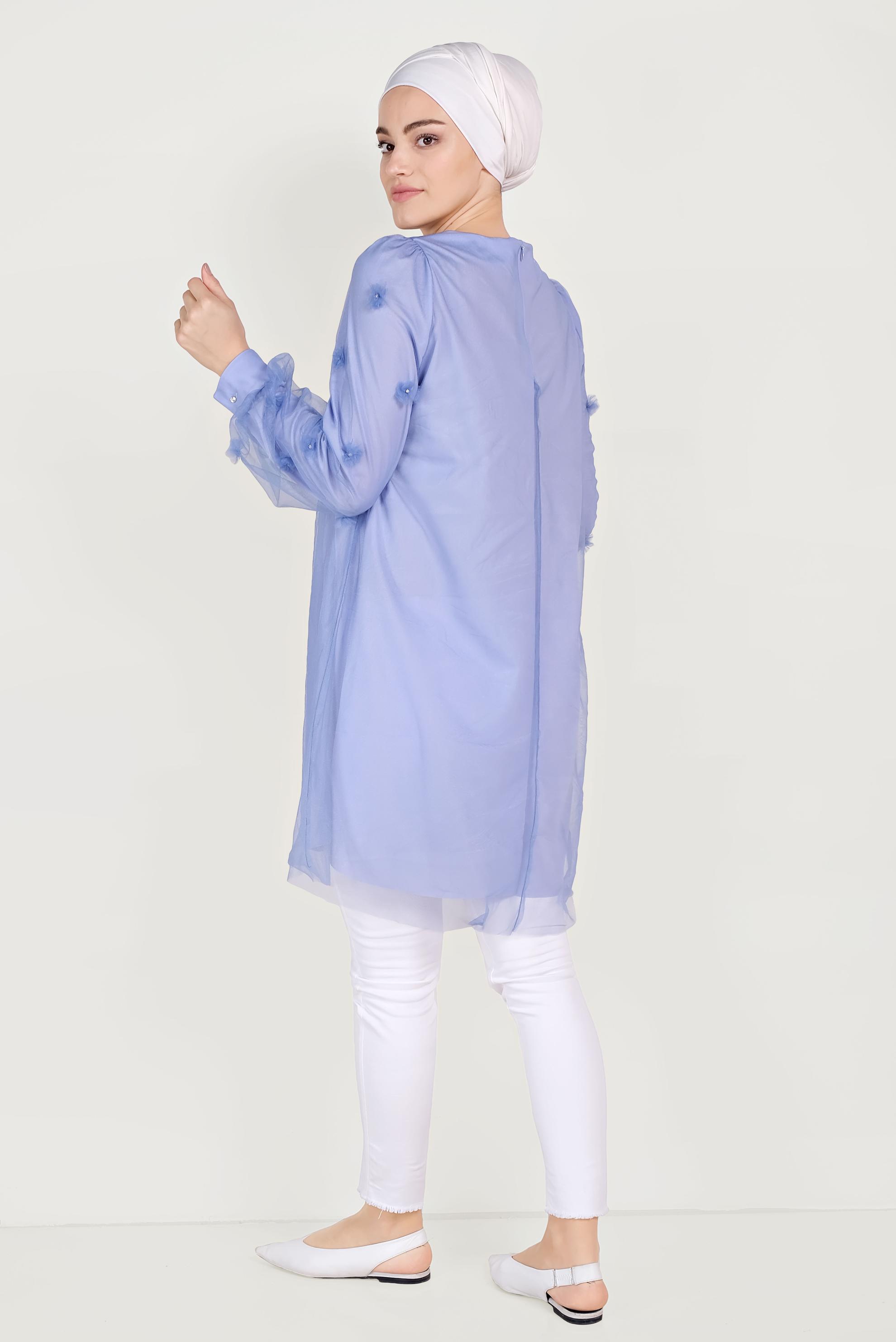 Tesettür giyim MAVİ ÜÇ BOYUTLU ÇİÇEK VE TÜL DETAYLI TUNİK 40519