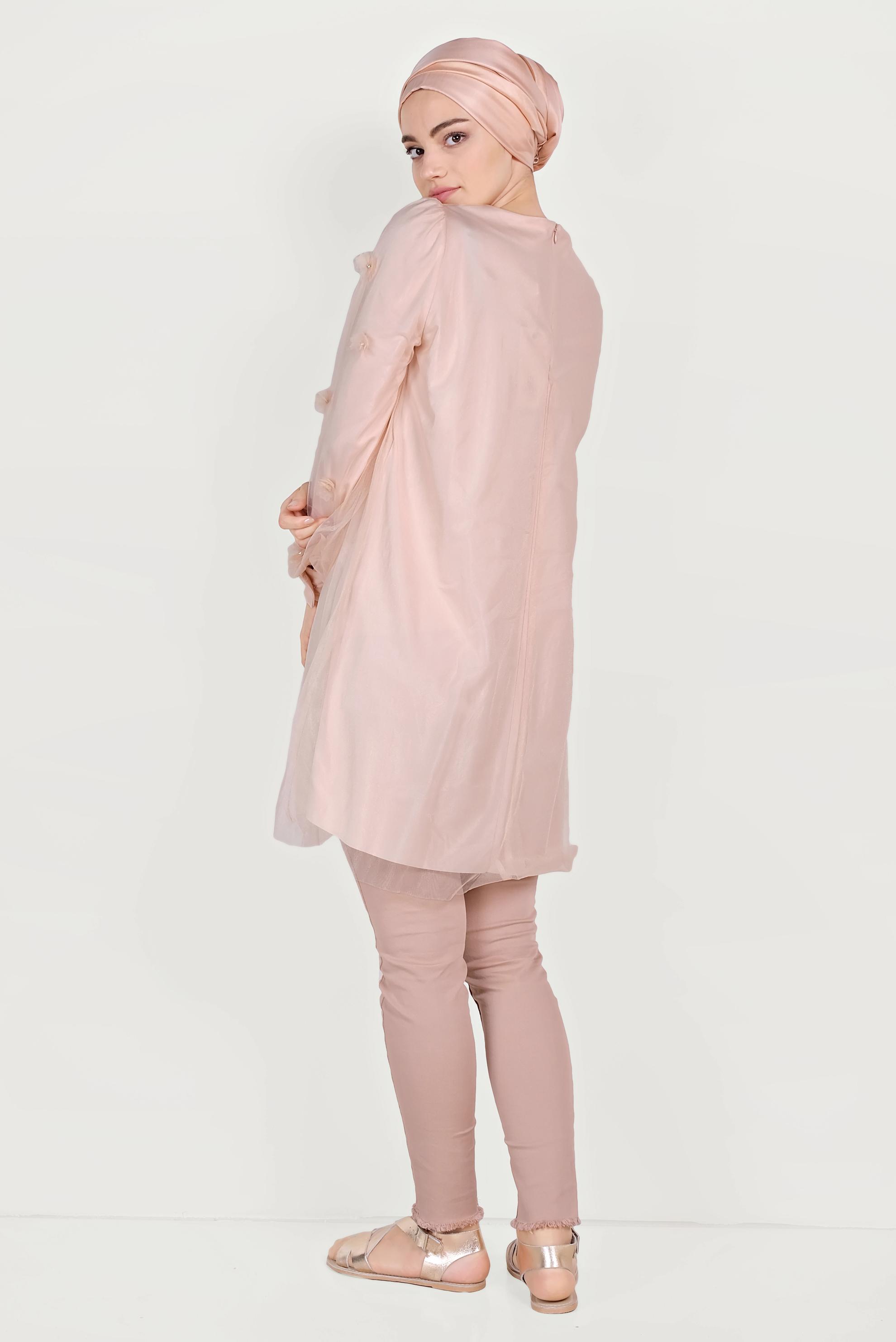 Tesettür giyim PUDRA ÜÇ BOYUTLU ÇİÇEK VE TÜL DETAYLI TUNİK 40519