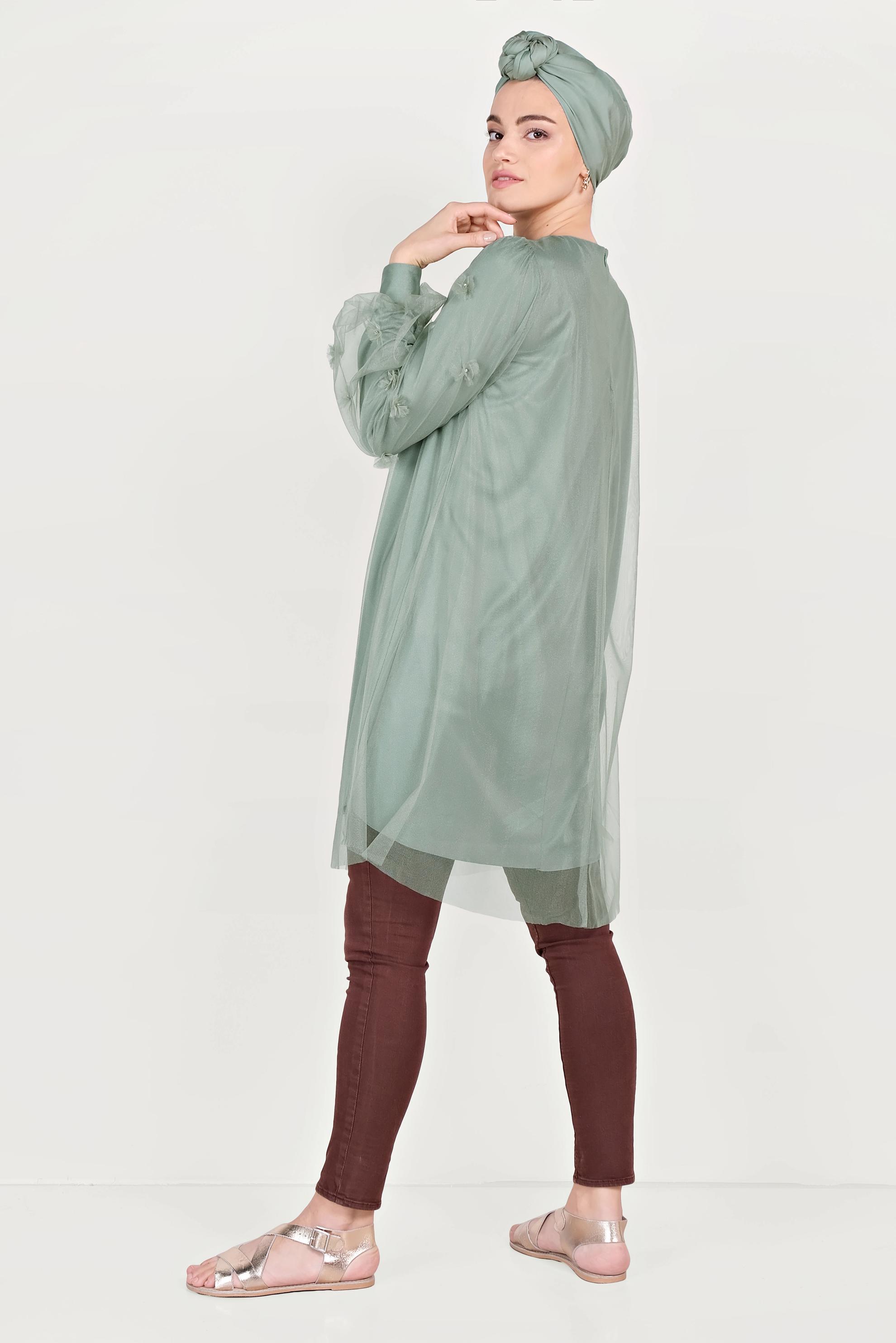 Tesettür giyim YEŞİL ÜÇ BOYUTLU ÇİÇEK VE TÜL DETAYLI TUNİK 40519