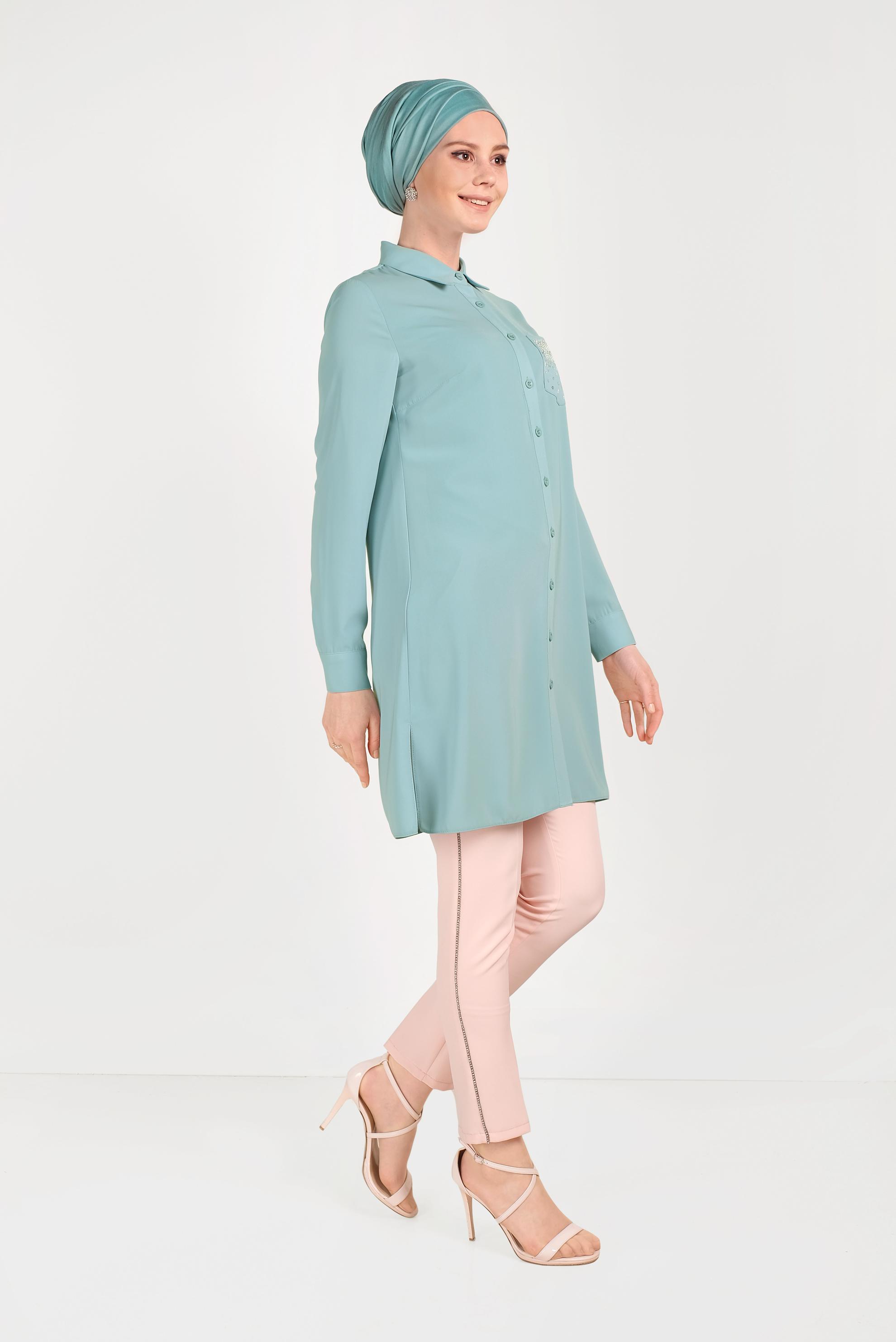 Tesettür giyim MAVİ CEBİ PULLU TUNİK 40524