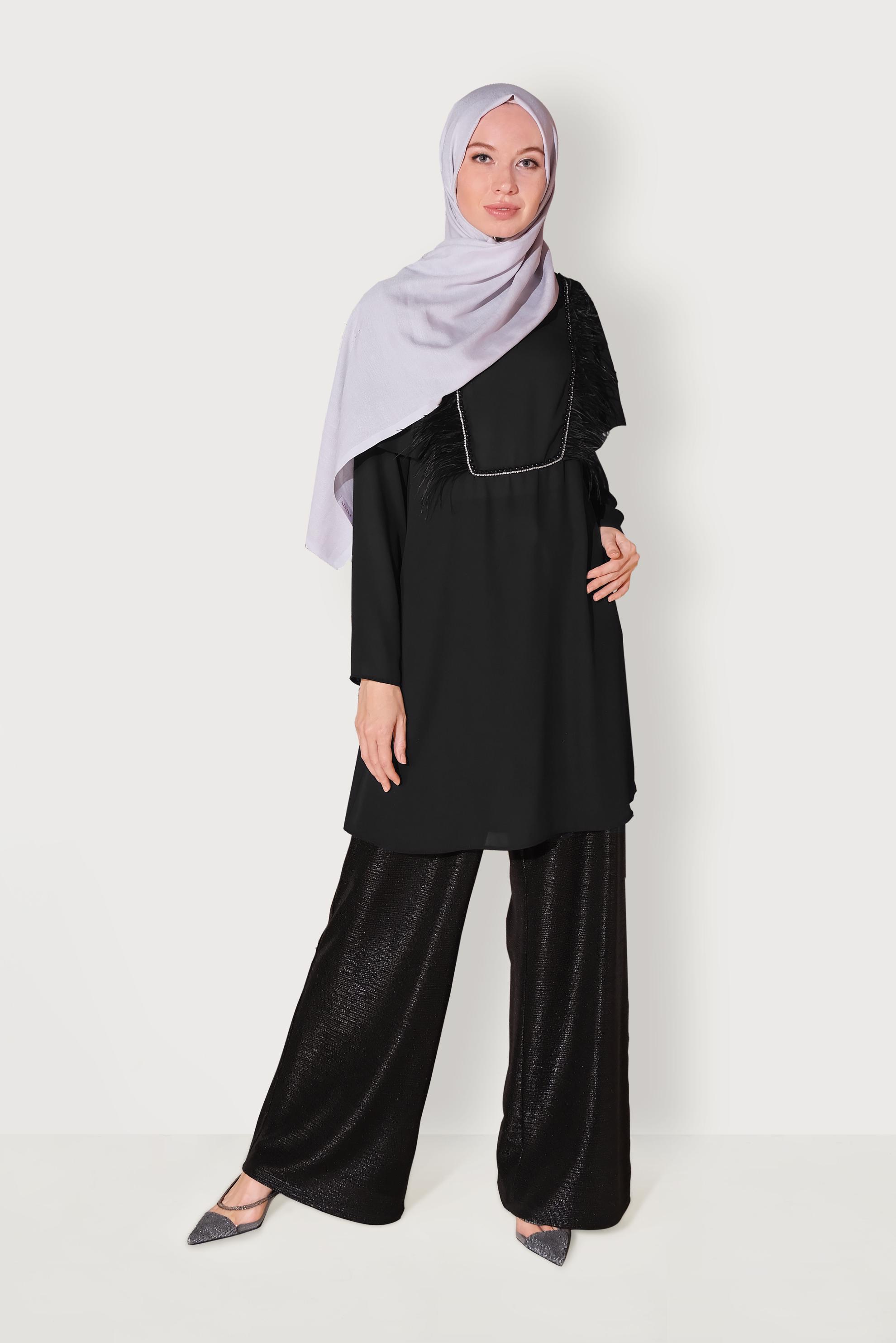 Tesettür giyim SİYAH TÜY VE İNCİ DETAYLI TUNİK 40536