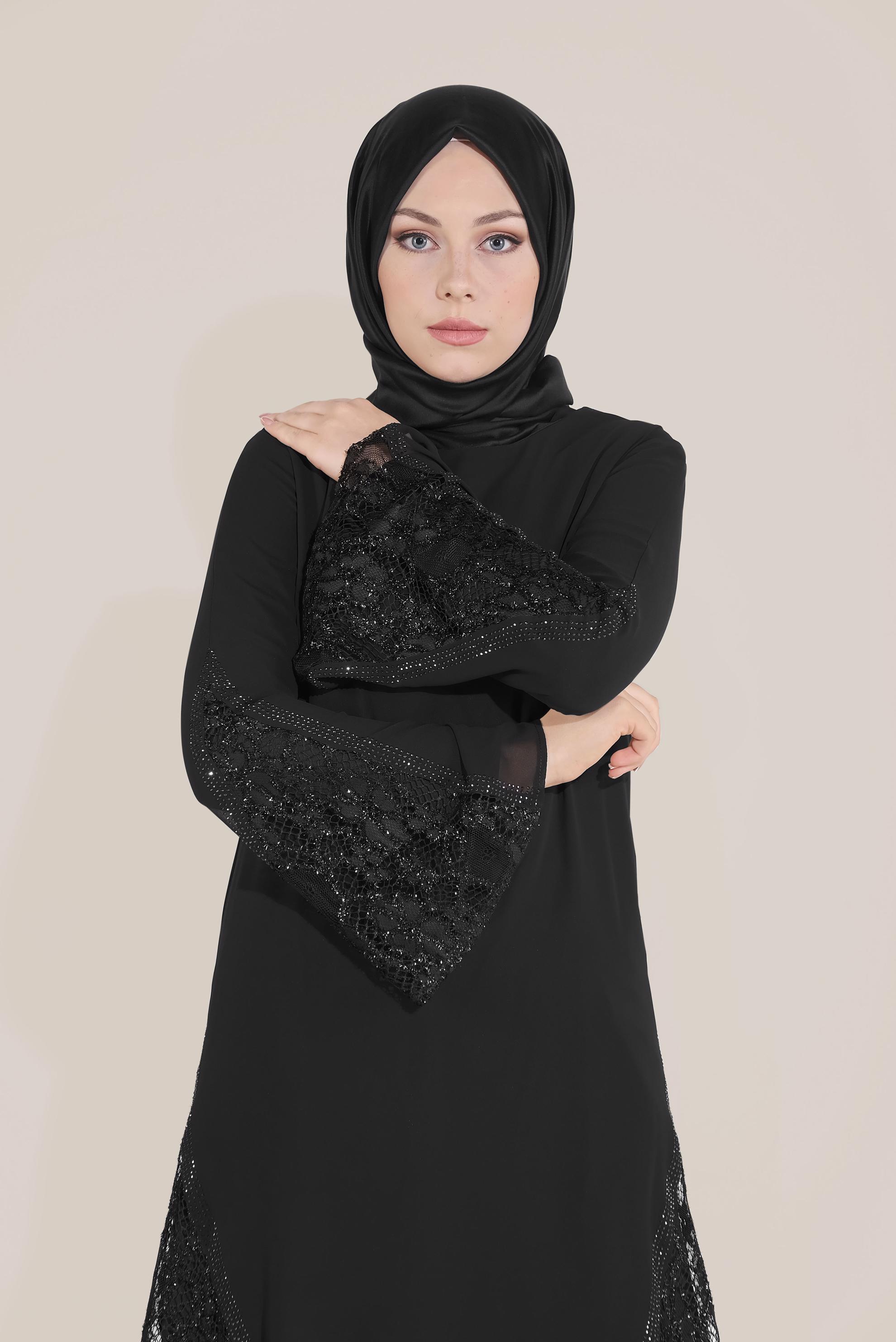 Tesettür giyim SİYAH TÜLLÜ TROMPET KOL ŞİFON TUNİK 40537