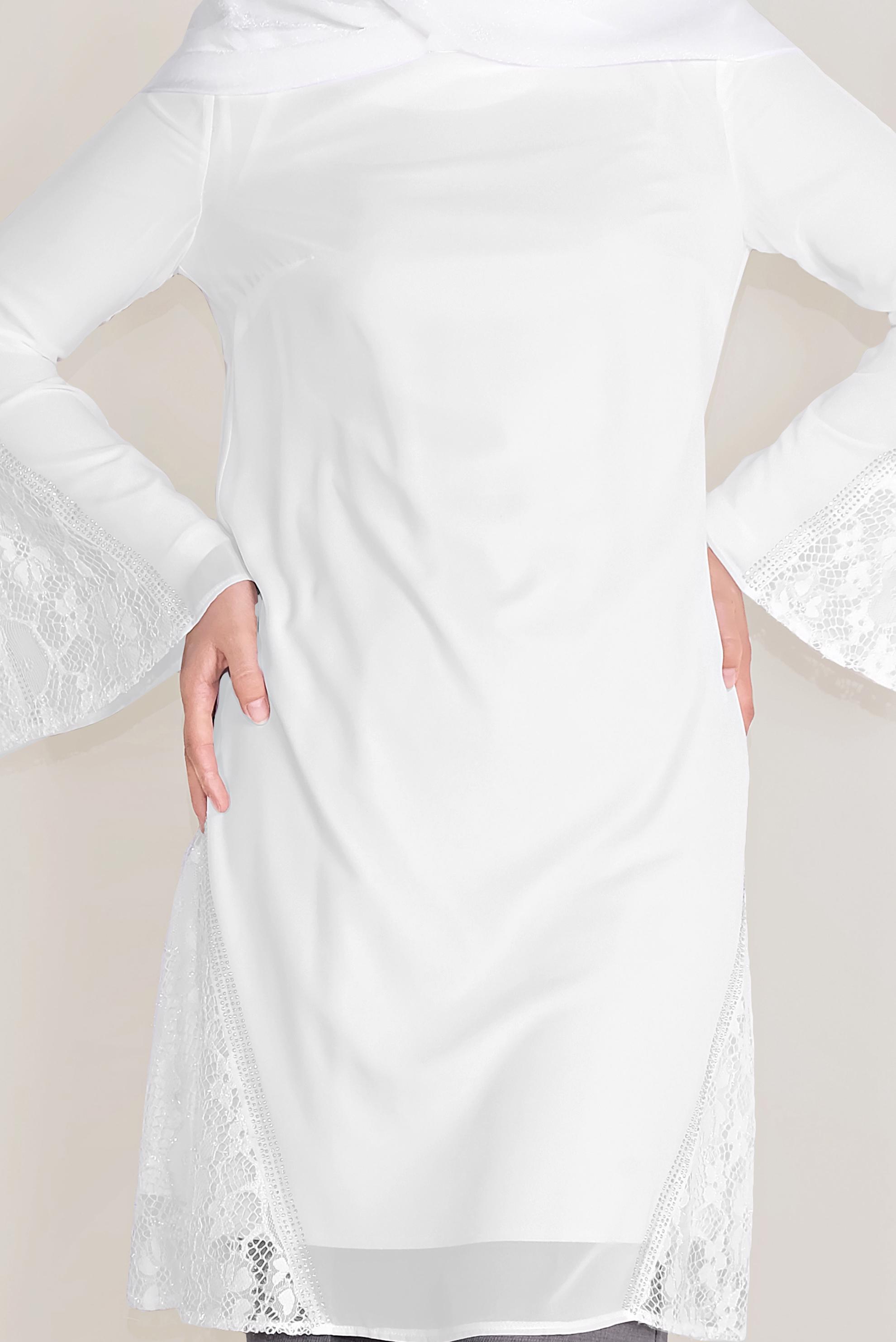 Tesettür giyim BEYAZ TÜLLÜ TROMPET KOL ŞİFON TUNİK 40537