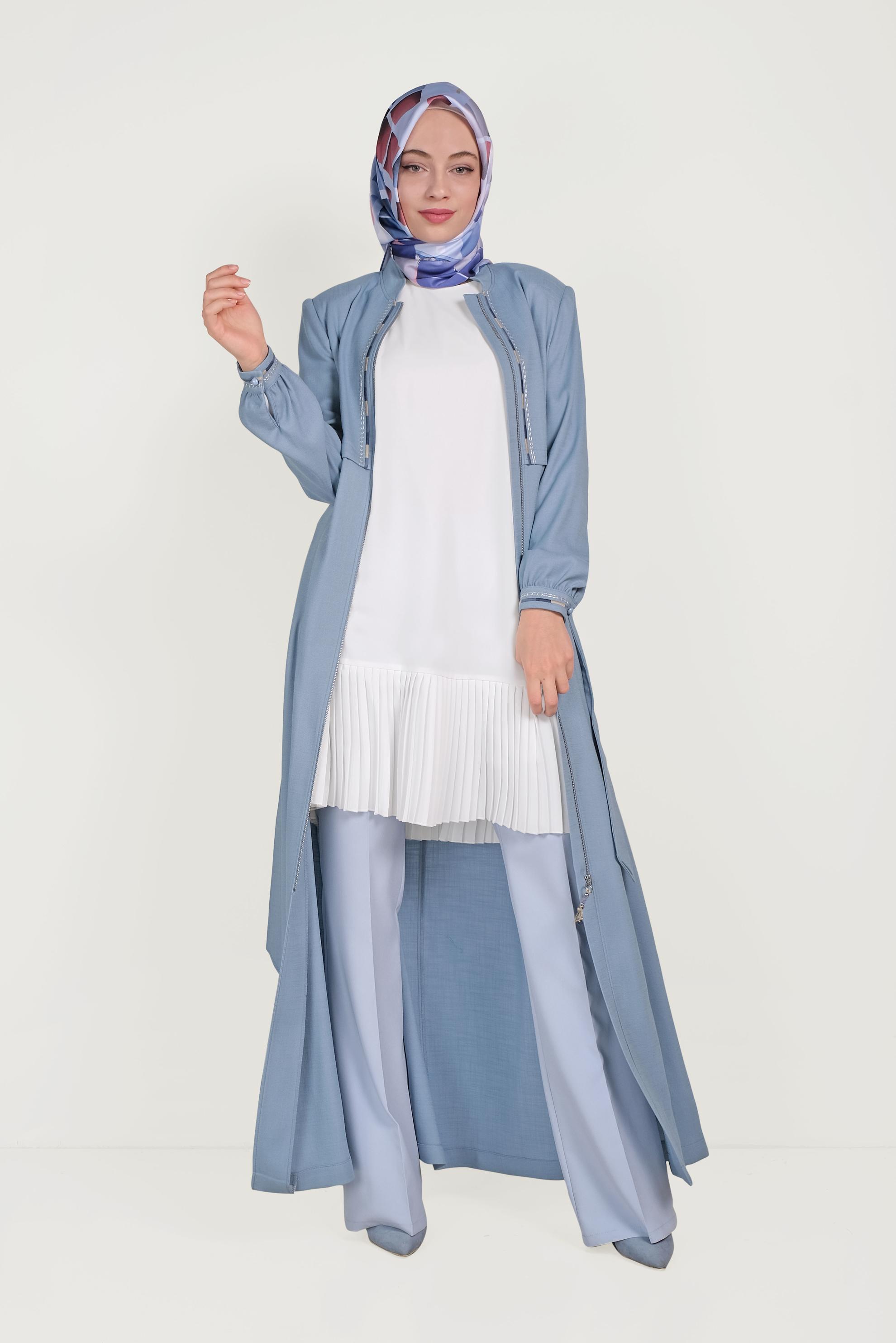 Tesettür giyim BEYAZ ARKADAN FERMUARLI ETEĞİ PİLİSELİ TUNİK 40538