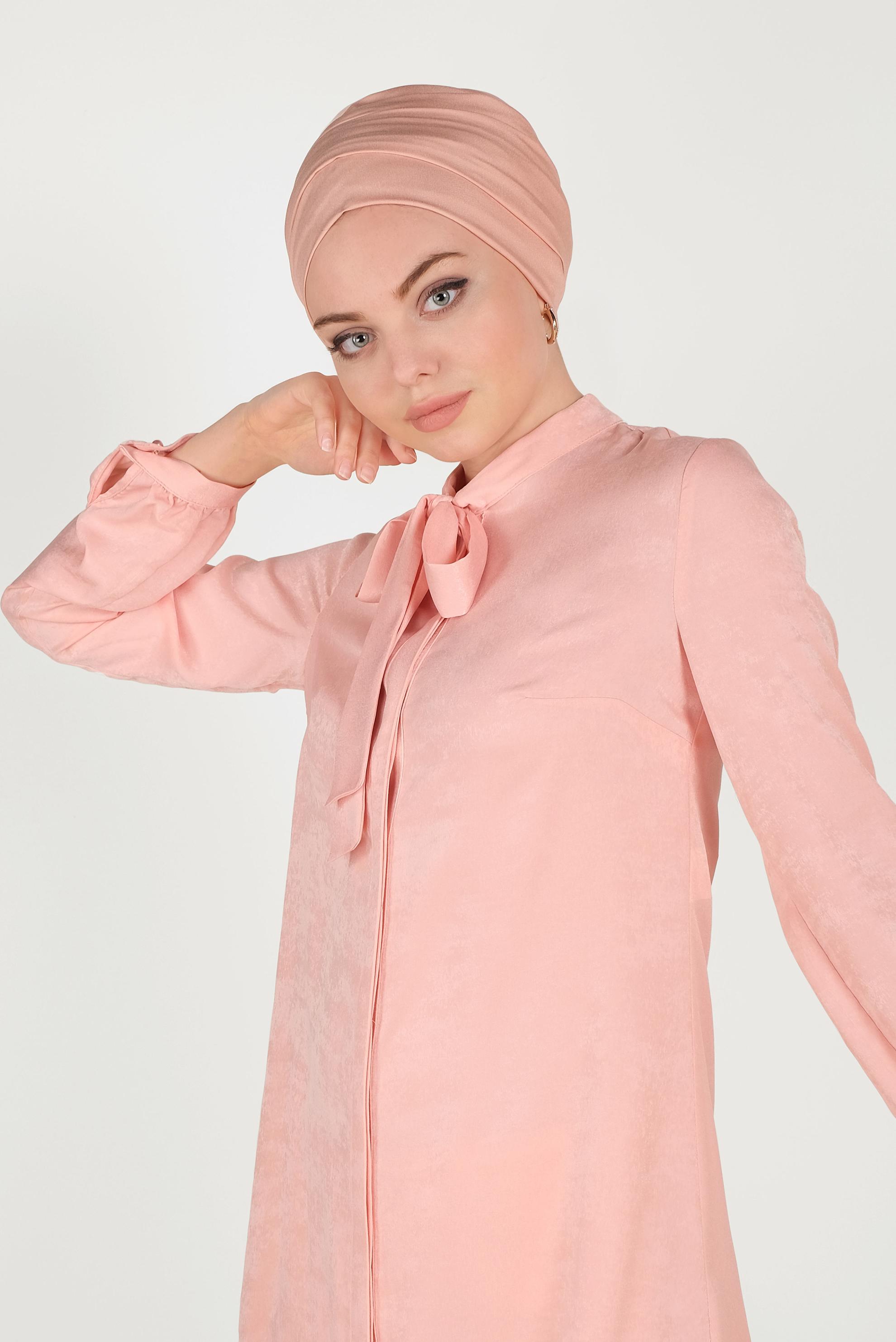 Tesettür giyim PUDRA BOYUNDAN BAĞLAMALI TUNİK 40558