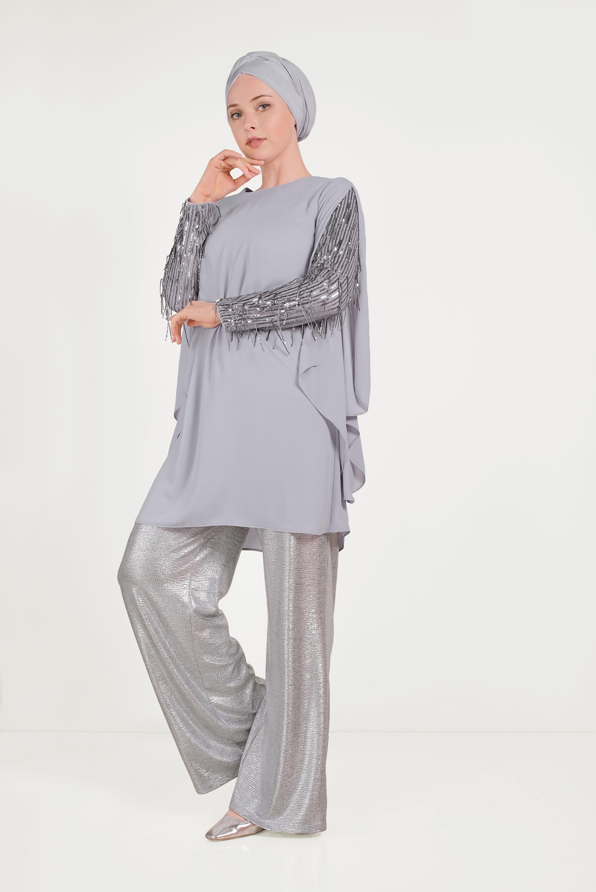 Tesettür giyim GRİ KOLLARI SAÇAKLI ŞİFON TUNİK 40562