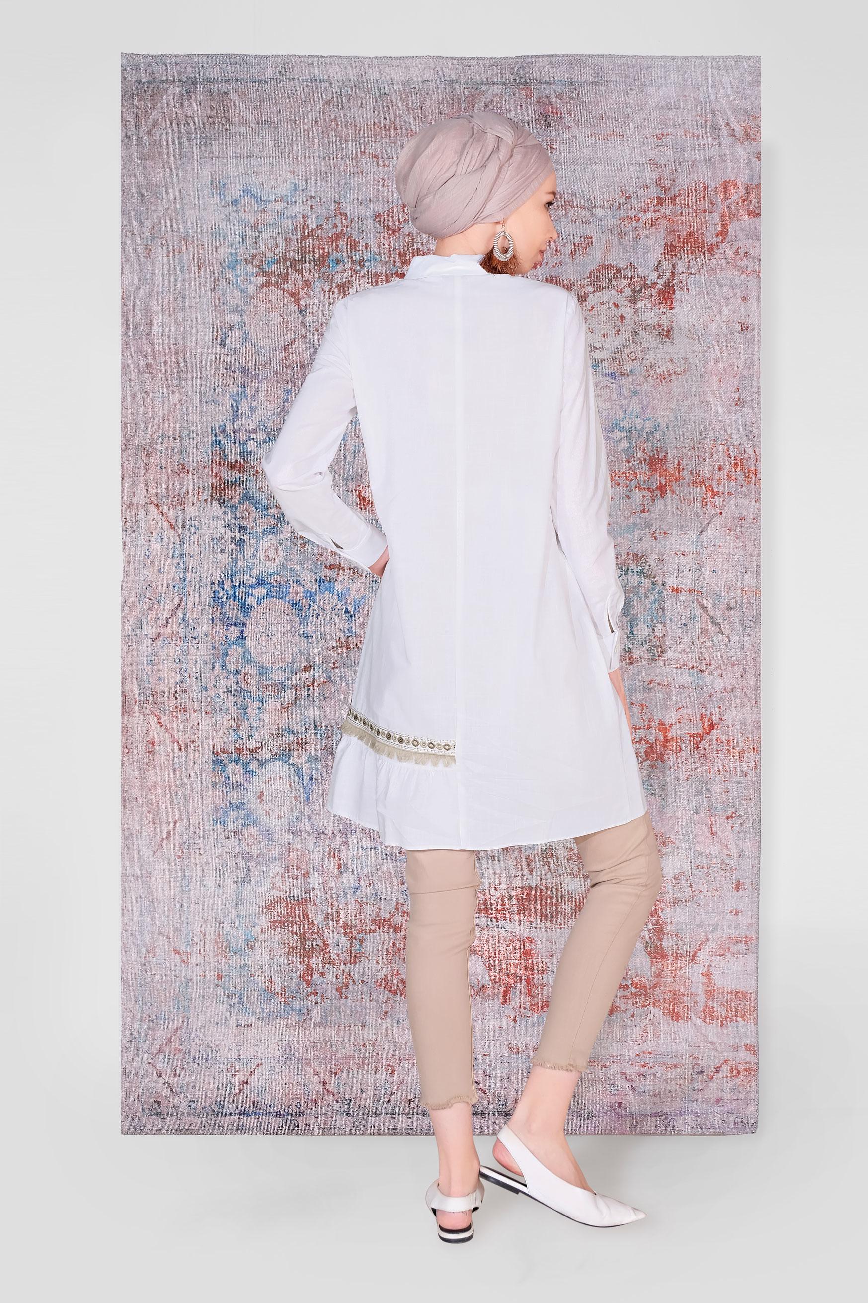 Tesettür giyim BEYAZ PAMUKLU BOYDAN DÜĞMELİ NAKIŞLI TUNİK 40593 