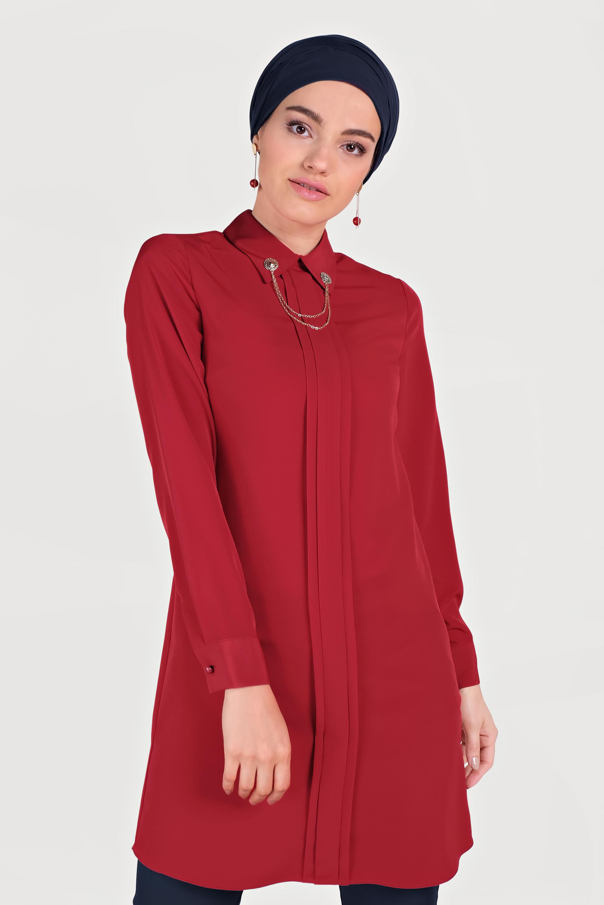 Tesettür giyim BORDO YAKASI ZİNCİR BROŞ DETAYLI TUNİK 40657