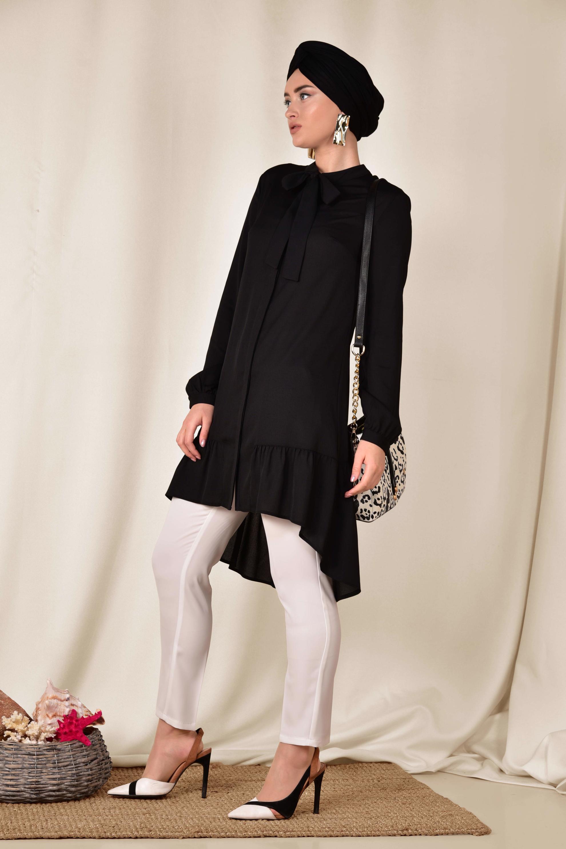 Tesettür giyim SİYAH ETEK UCU PİLİSELİ YAKASI BAĞCIKLI TUNİK 4066