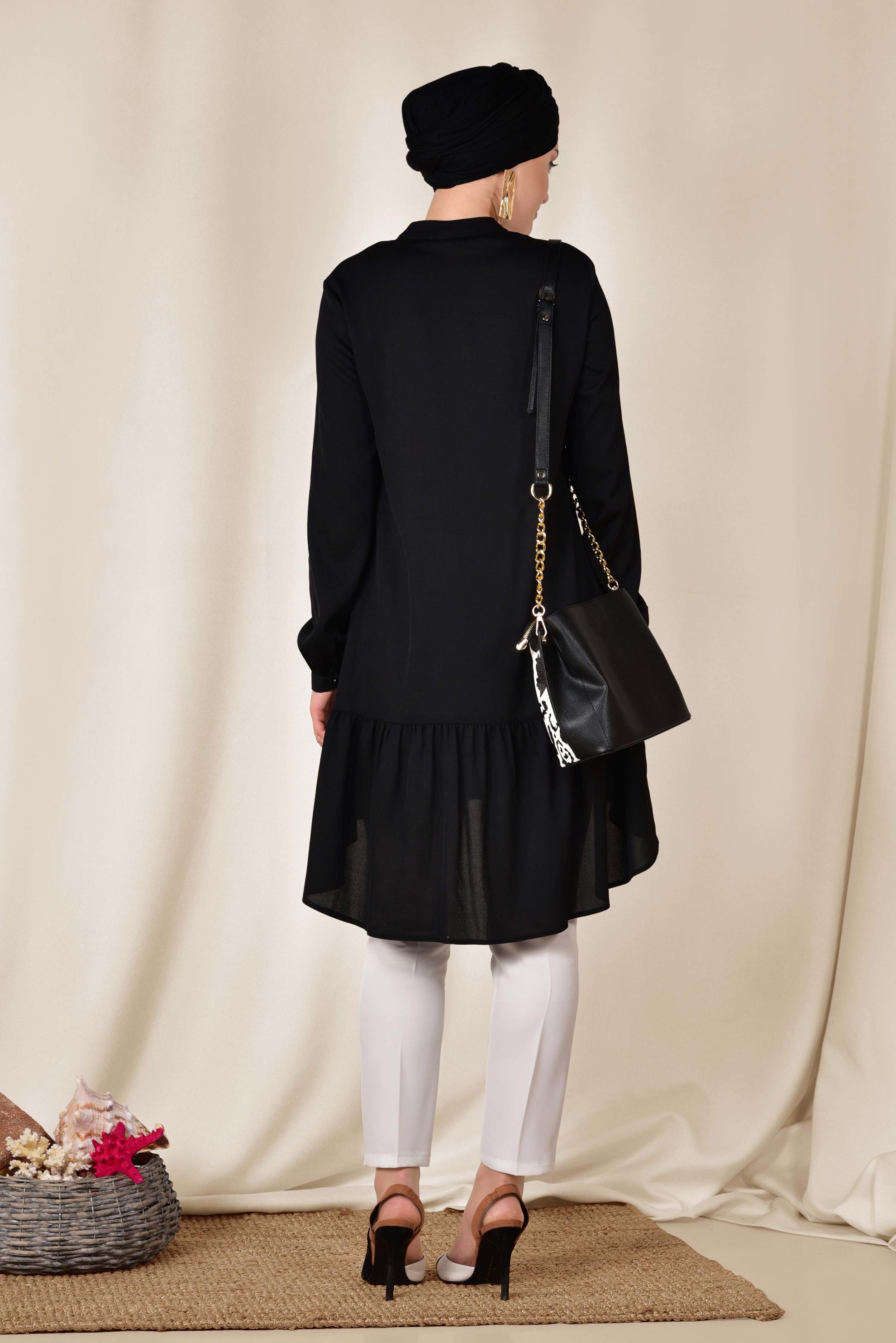 Tesettür giyim SİYAH ETEK UCU PİLİSELİ YAKASI BAĞCIKLI TUNİK 4066