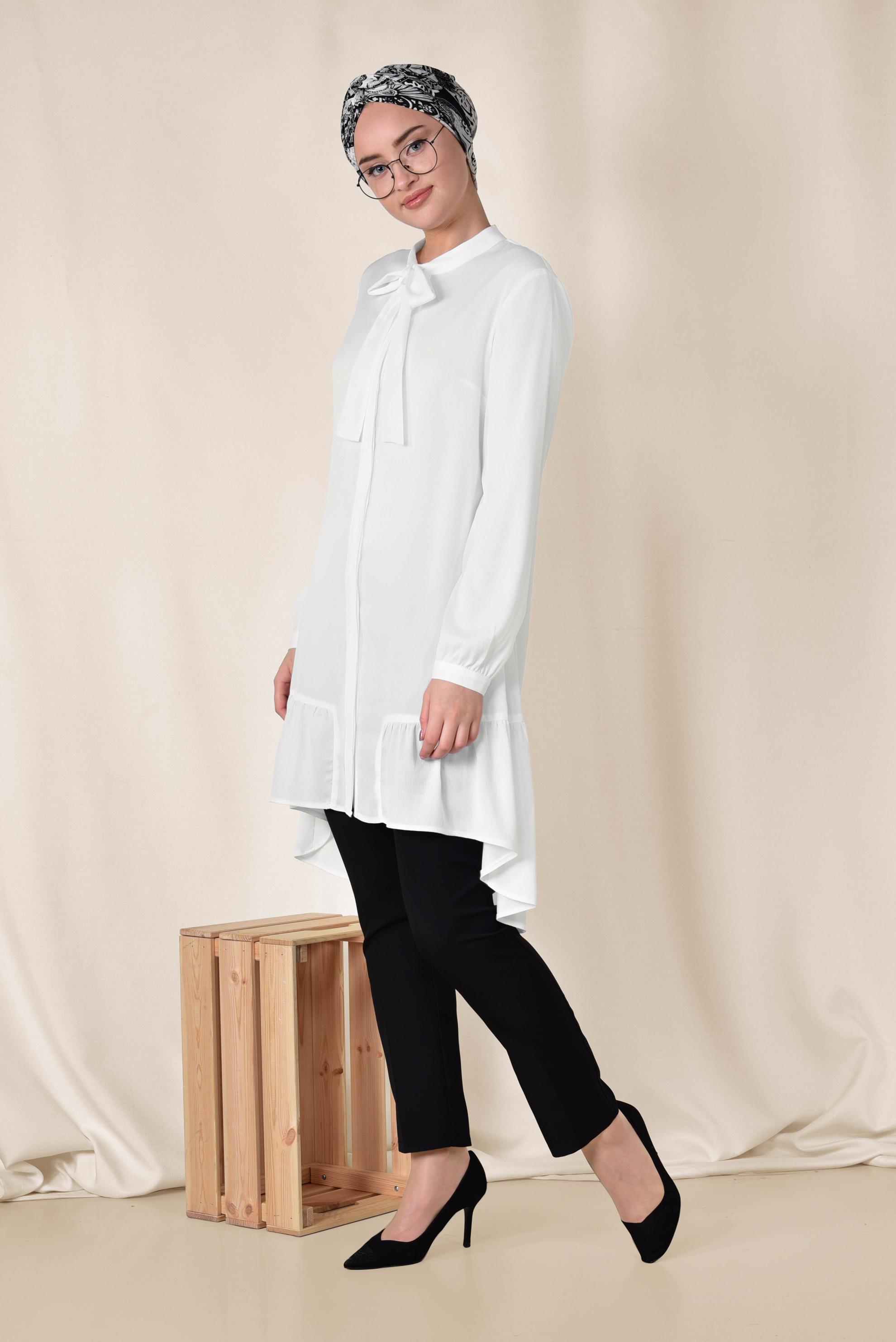 Tesettür giyim BEYAZ ETEK UCU PİLİSELİ YAKASI BAĞCIKLI TUNİK 4066