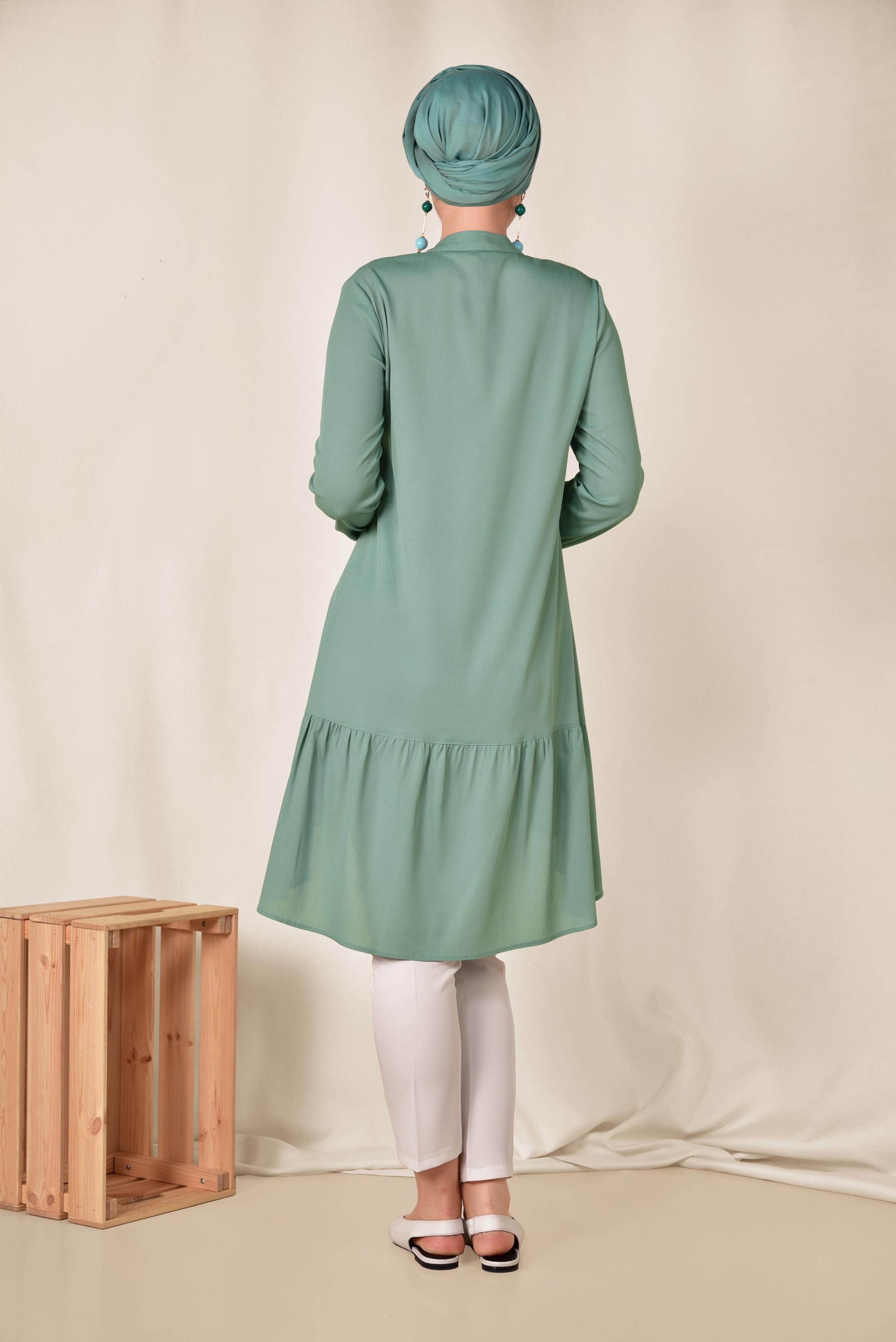 Tesettür giyim YEŞİL ETEK UCU PİLİSELİ YAKASI BAĞCIKLI TUNİK 4066