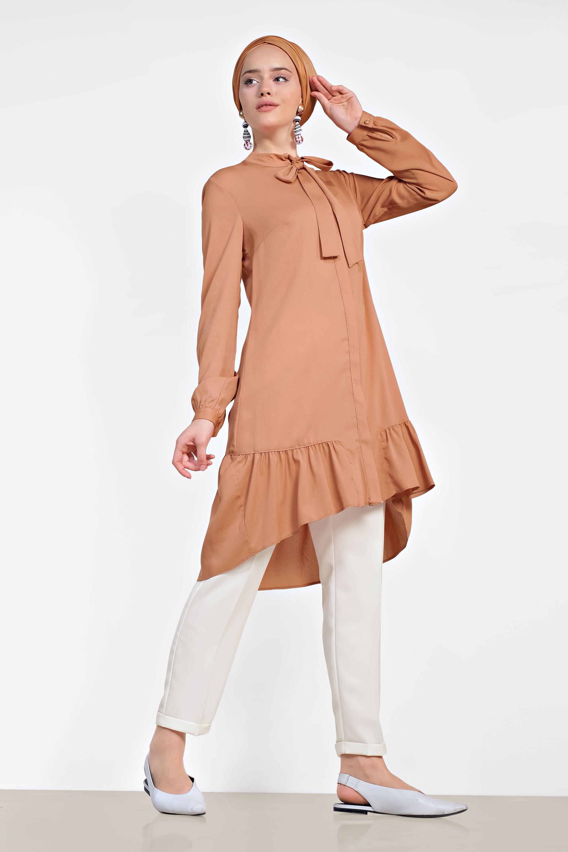 Tesettür giyim KAHVE ETEK UCU PİLİSELİ YAKASI BAĞCIKLI TUNİK 4066