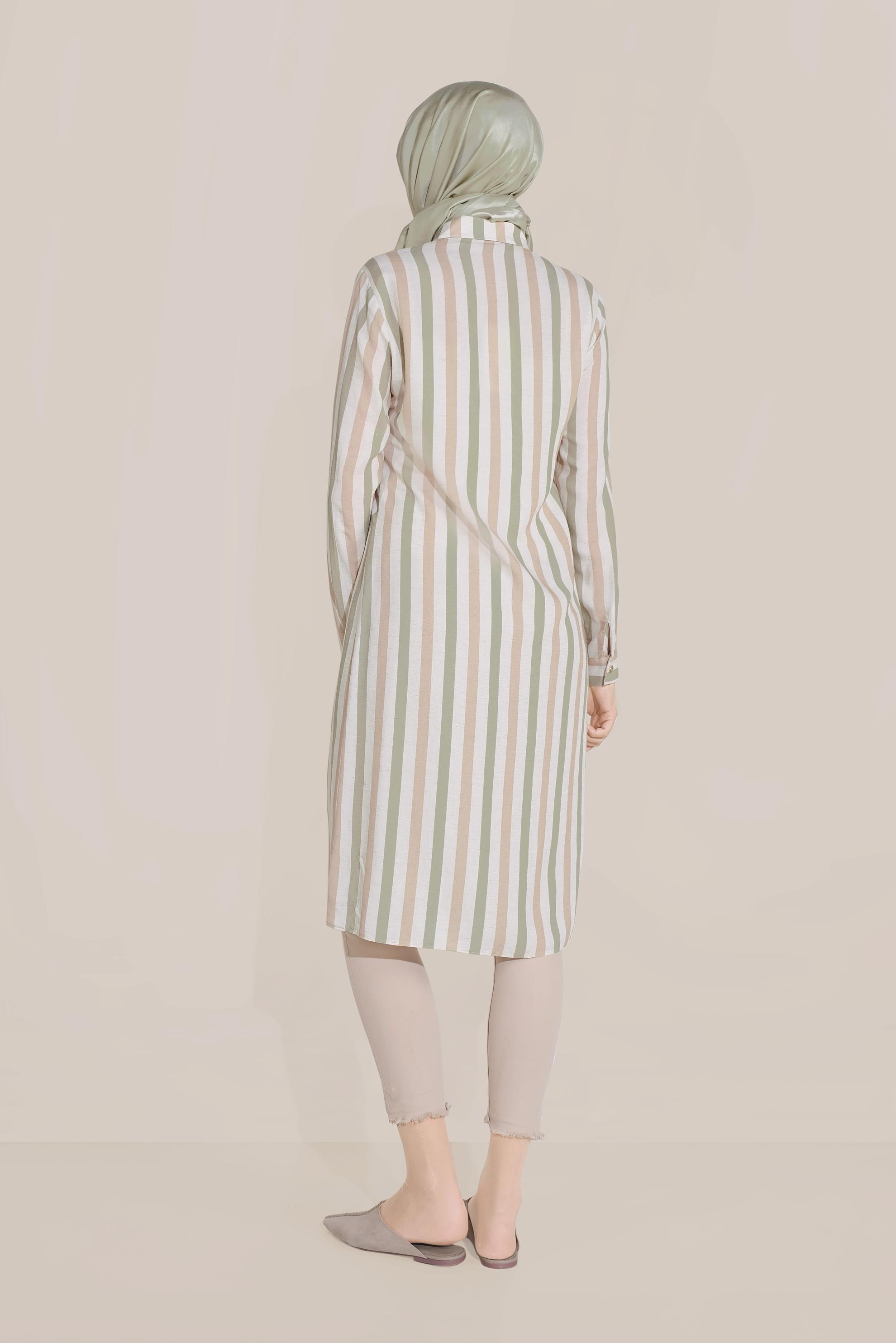 Tesettür giyim YEŞİL ÇİZGİLİ BOYDAN DÜĞMELİ TUNİK 40699