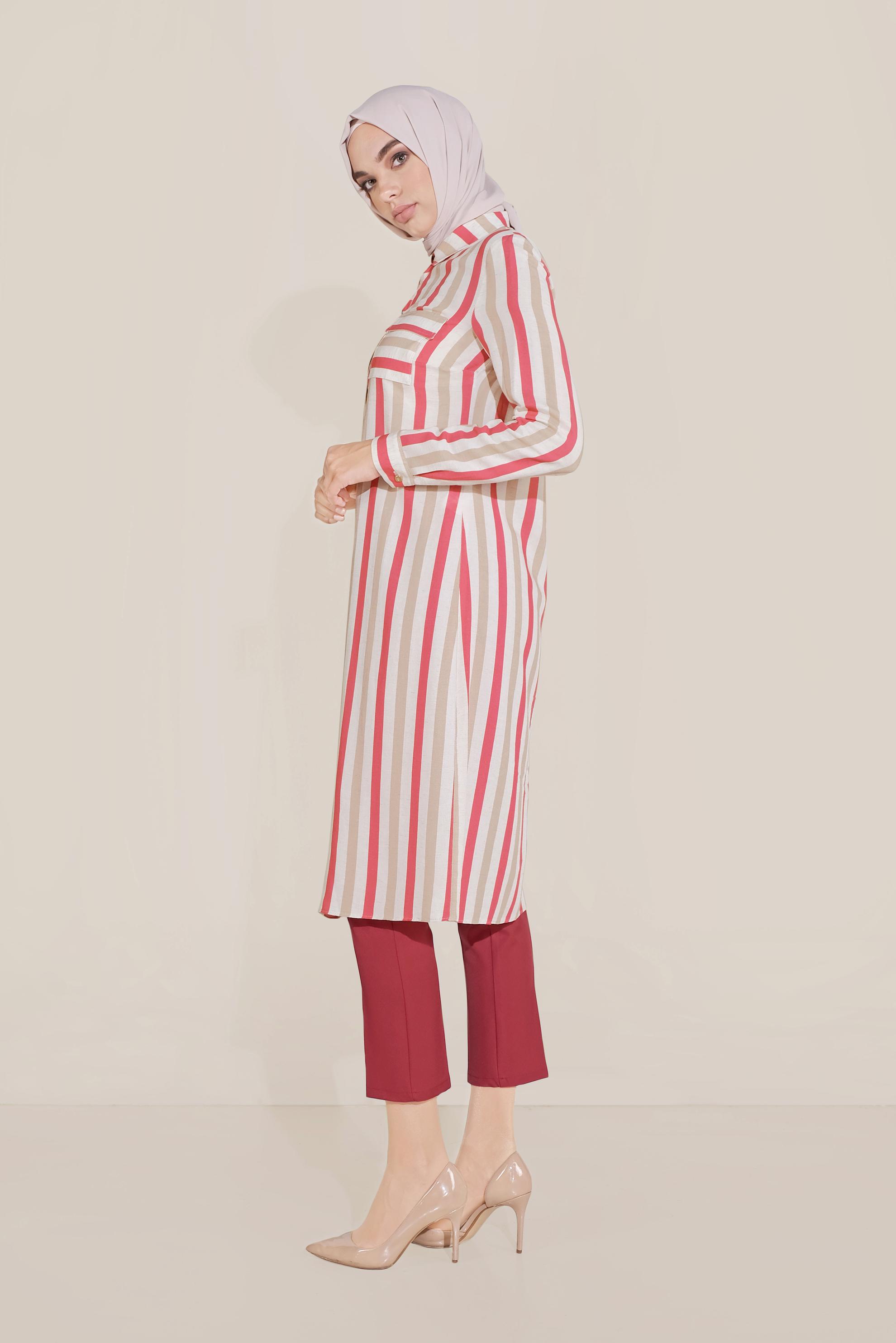 Tesettür giyim KIRMIZI ÇİZGİLİ BOYDAN DÜĞMELİ TUNİK 40699