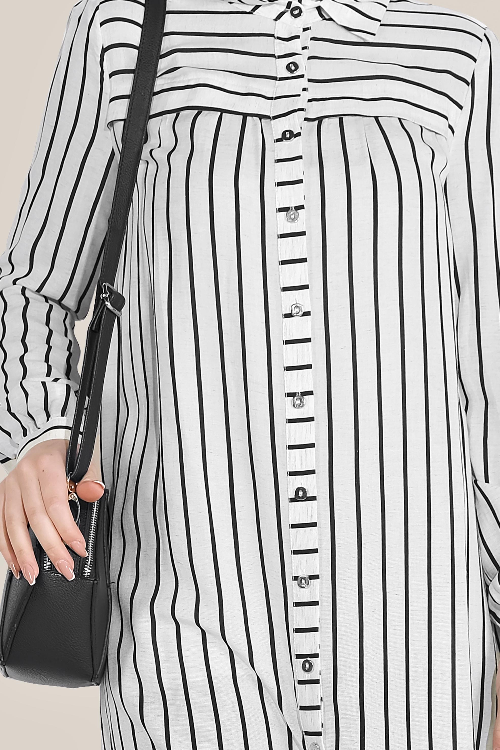 Tesettür giyim SİYAH BOYDAN DÜĞMELİ ÇİZGİLİ TUNİK 40701 