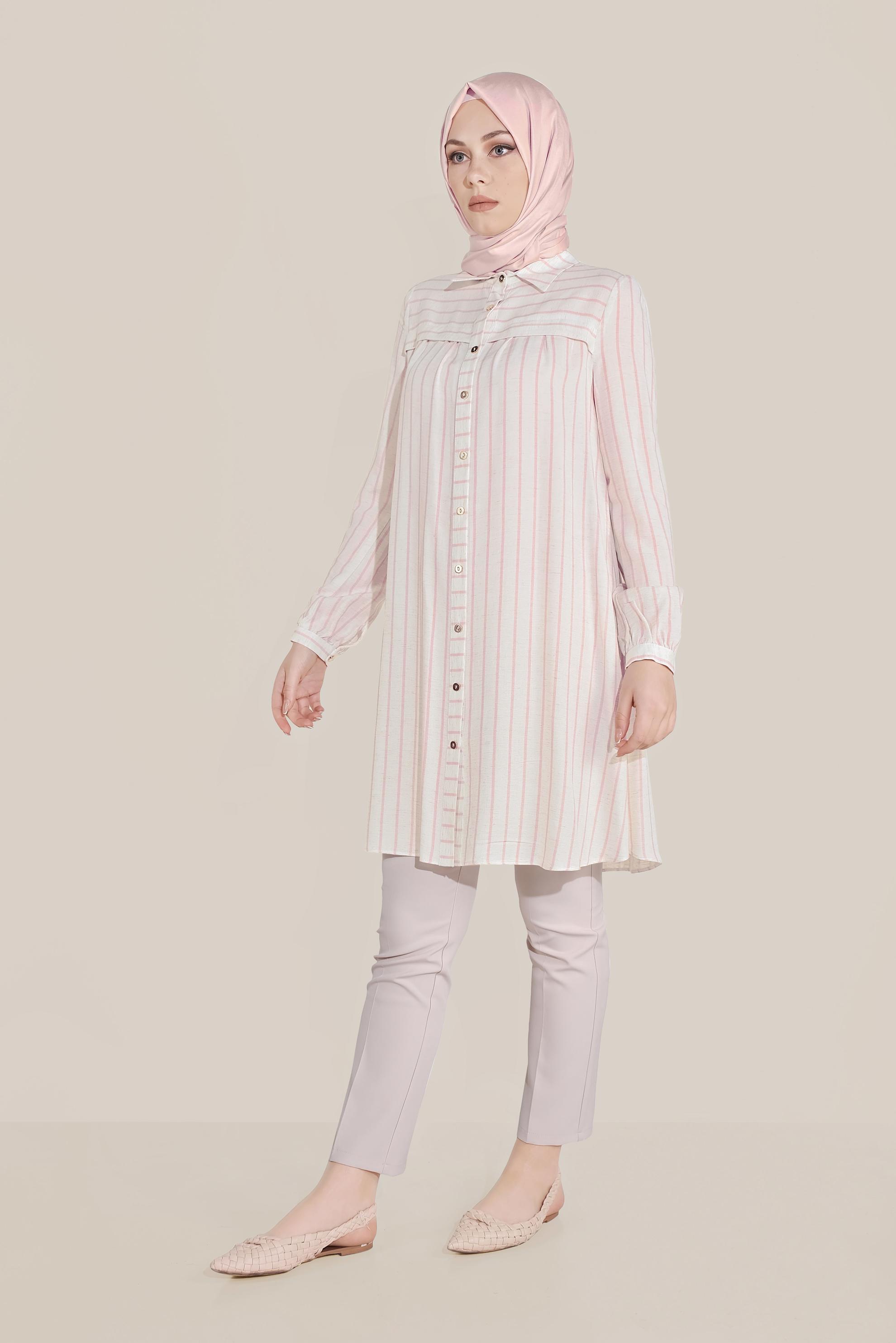 Tesettür giyim PUDRA BOYDAN DÜĞMELİ ÇİZGİLİ TUNİK 40701 