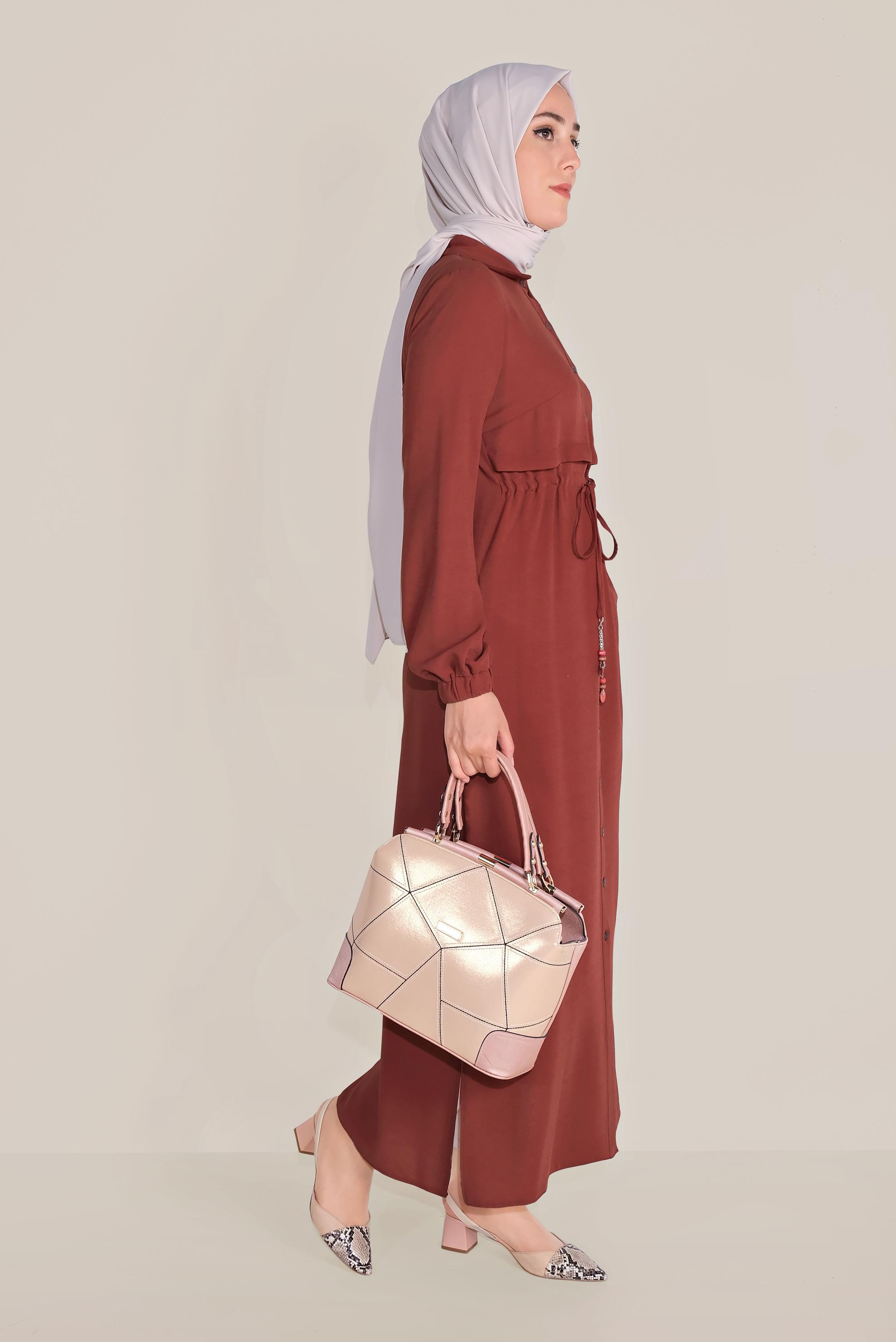 Tesettür giyim BORDO BEL KISMI BÜZGÜLÜ BAĞCIKLI TUNİK 40706