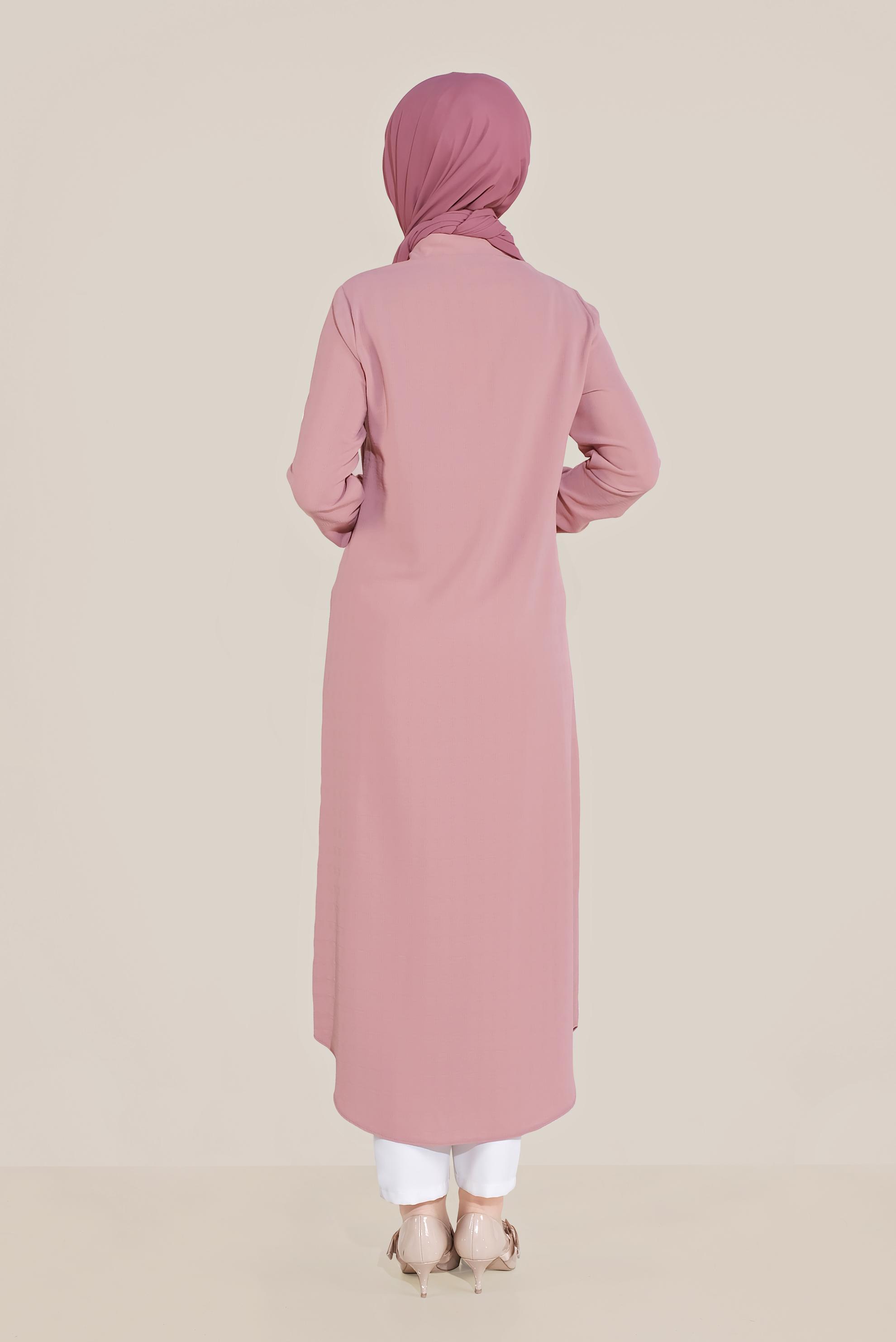 Tesettür giyim PUDRA BOYDAN DÜĞMELİ ERKEK YAKA TUNİK 40708 