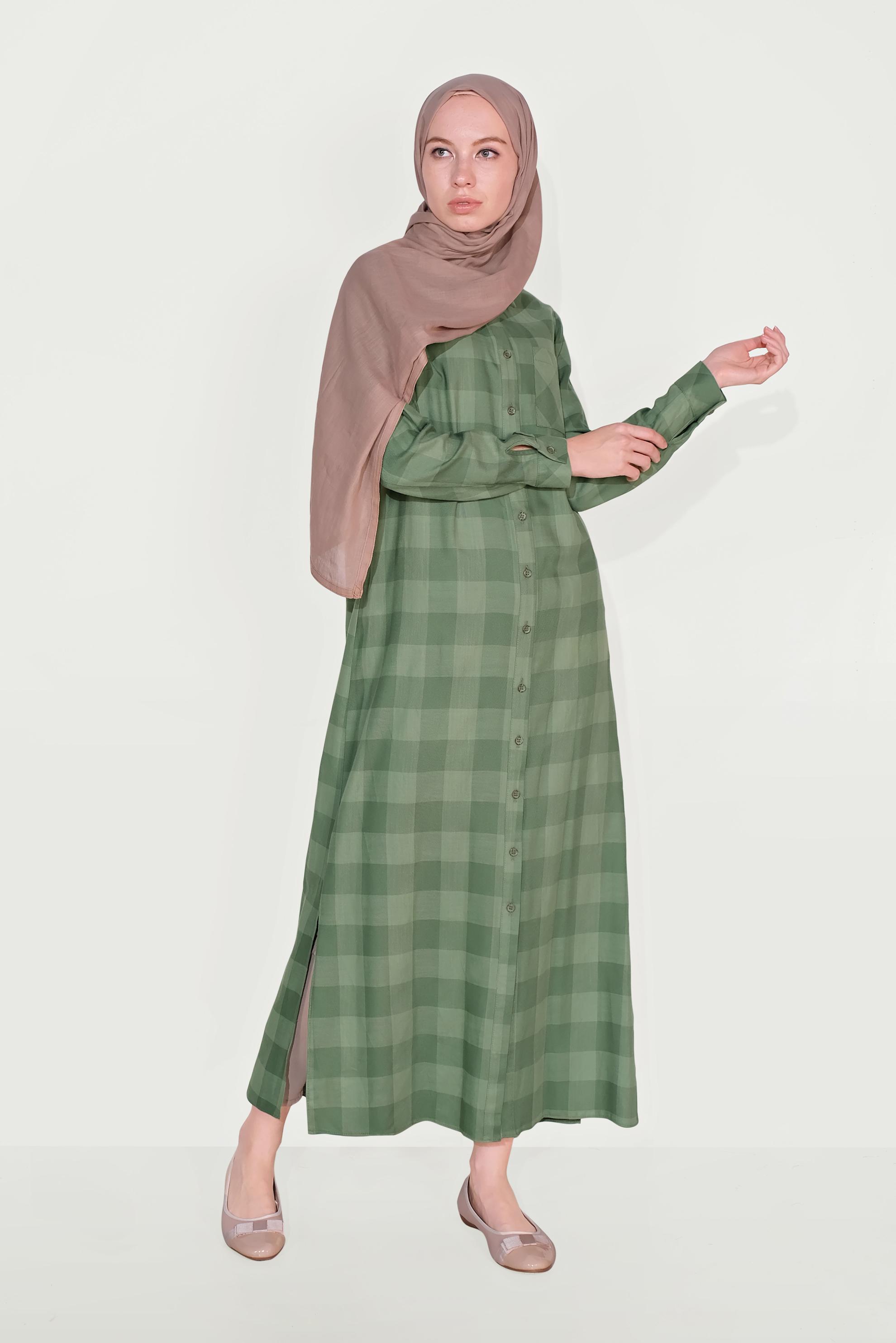 Tesettür giyim HAKİ BOYDAN DÜĞMELİ YIRTMAÇLI TUNİK 40709