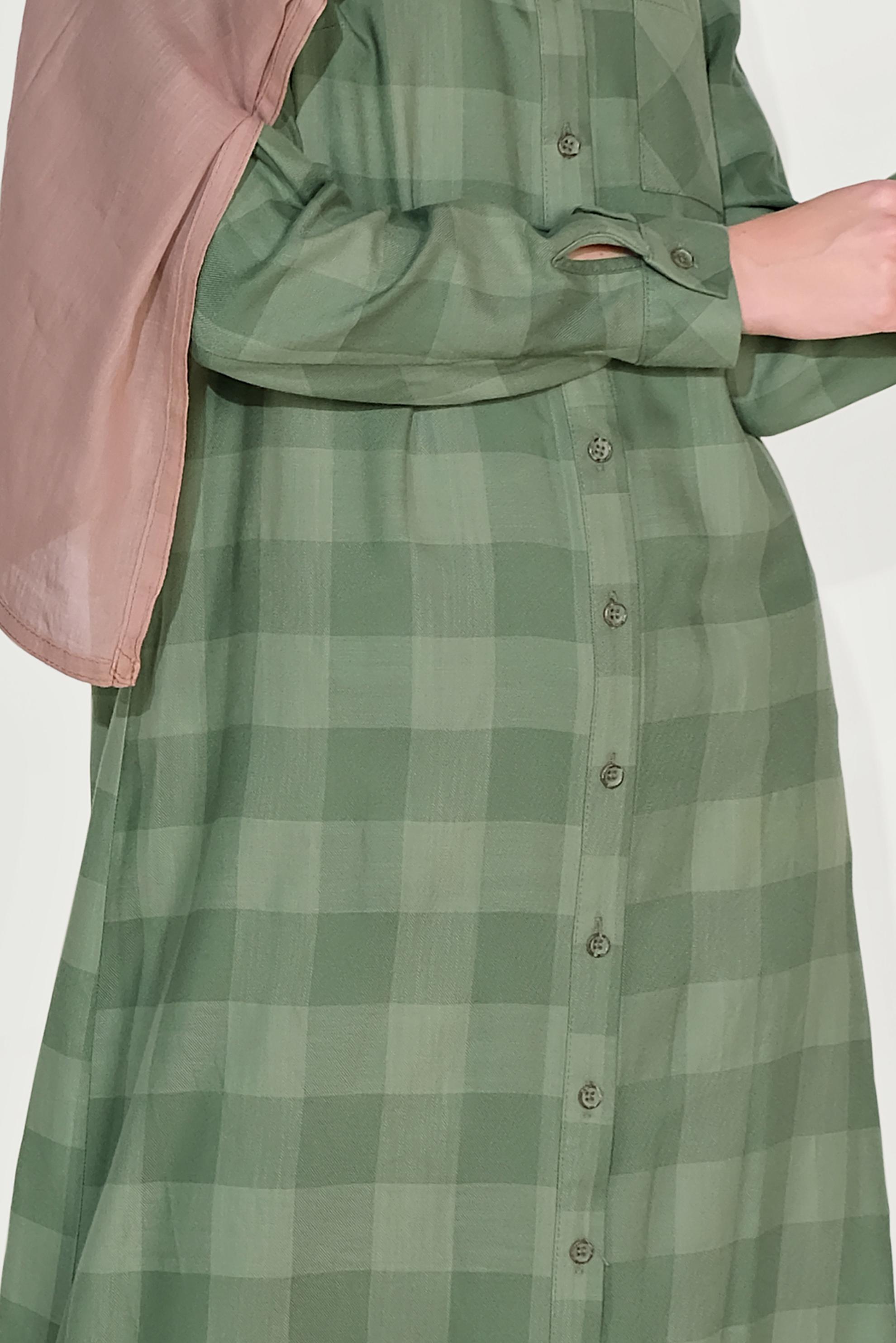 Tesettür giyim HAKİ BOYDAN DÜĞMELİ YIRTMAÇLI TUNİK 40709