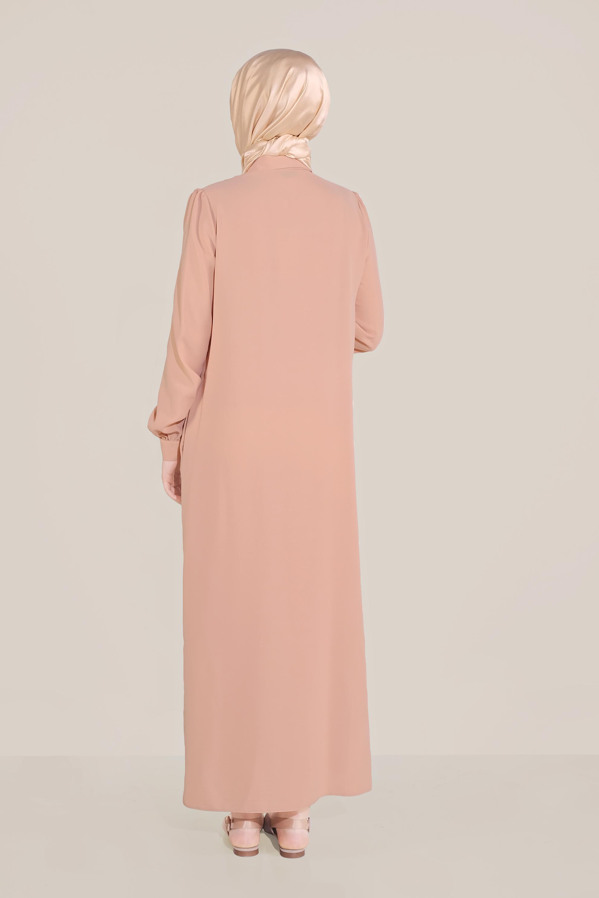 Tesettür giyim PUDRA FİYONK YAKA DÜĞMELİ TUNİK 40710 