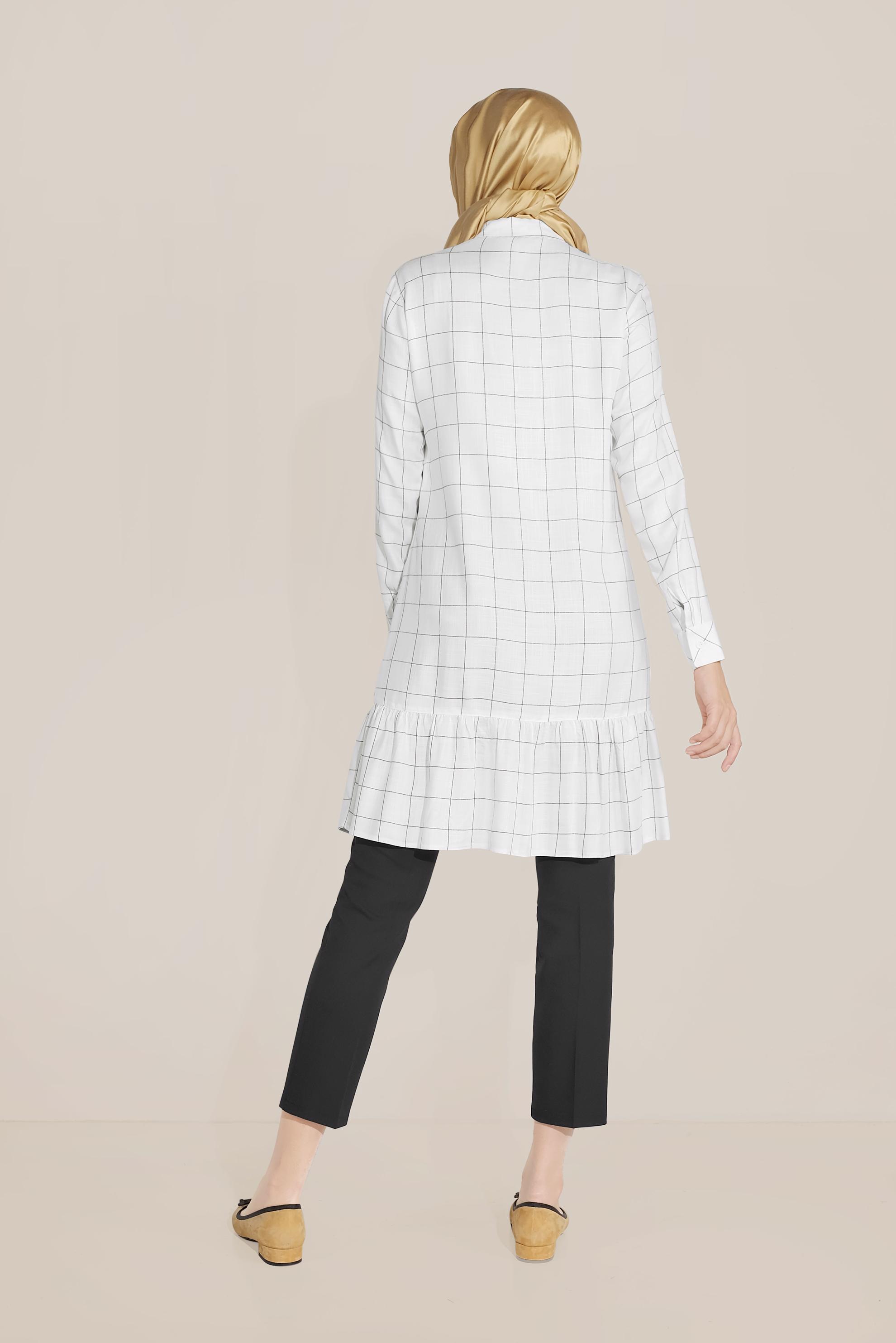 Tesettür giyim BEYAZ ETEK UCU VOLANLI ÇİZGİLİ TUNİK 40714 