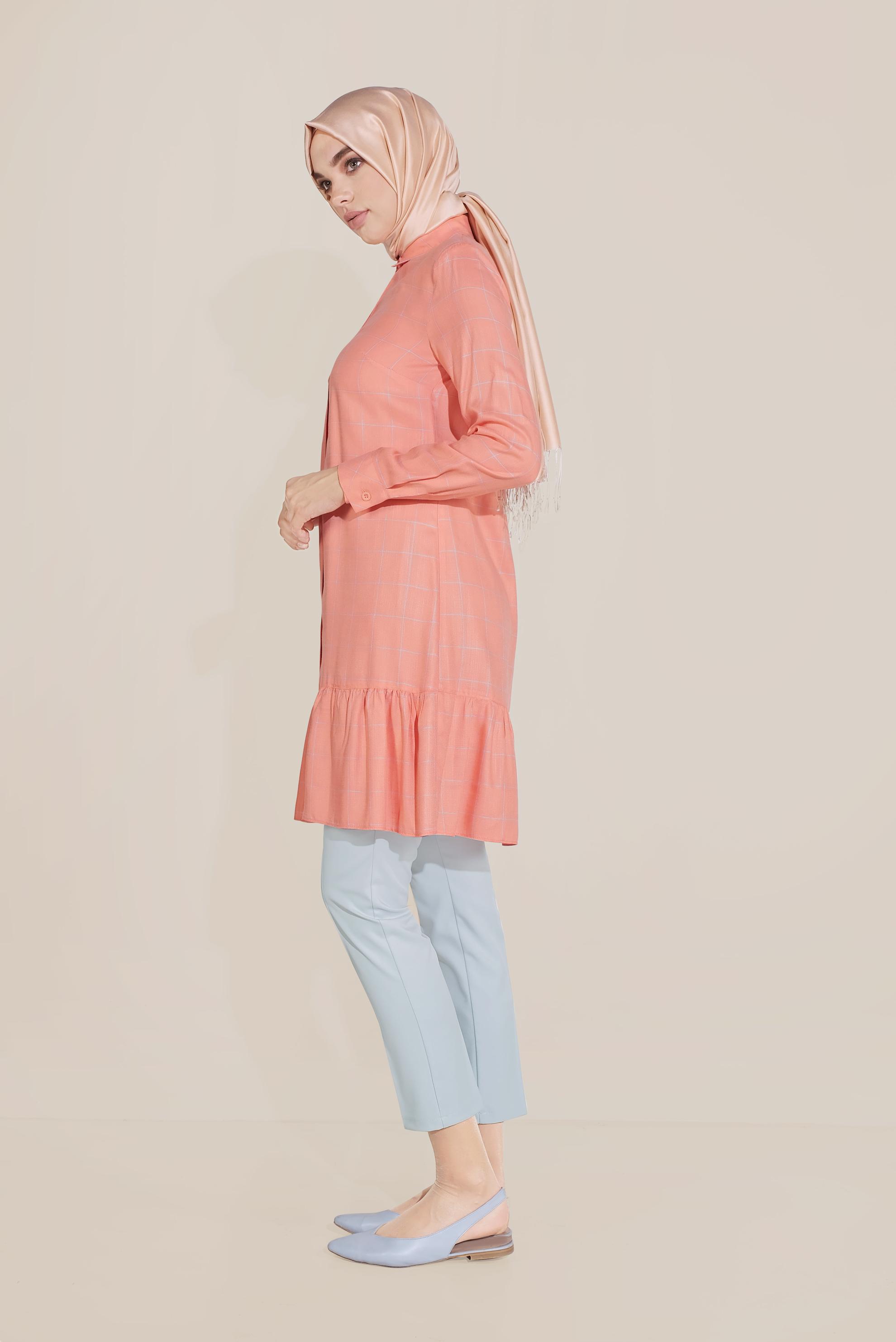 Tesettür giyim MERCAN ETEK UCU VOLANLI ÇİZGİLİ TUNİK 40714 