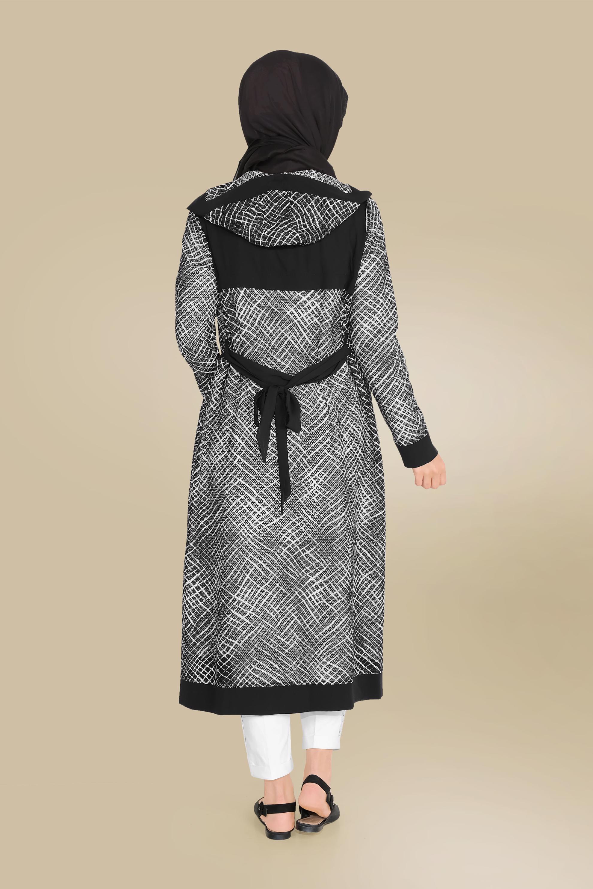 Tesettür giyim SİYAH KAPÜŞONLU BELDEN KUŞAKLI TUNİK 40719 