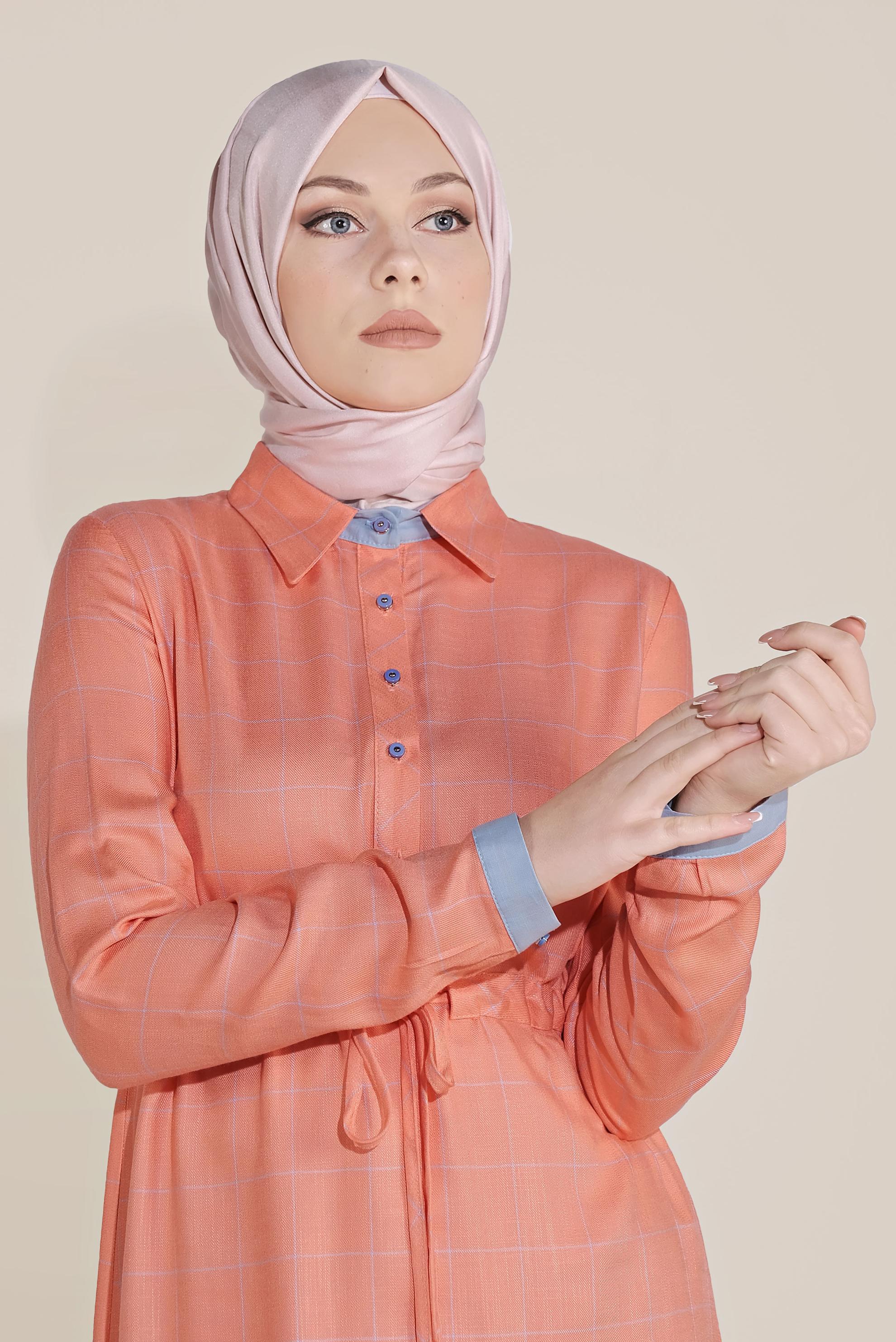 Tesettür giyim MERCAN KARE DESENLİ BELDEN LASTİKLİ TUNİK 40729