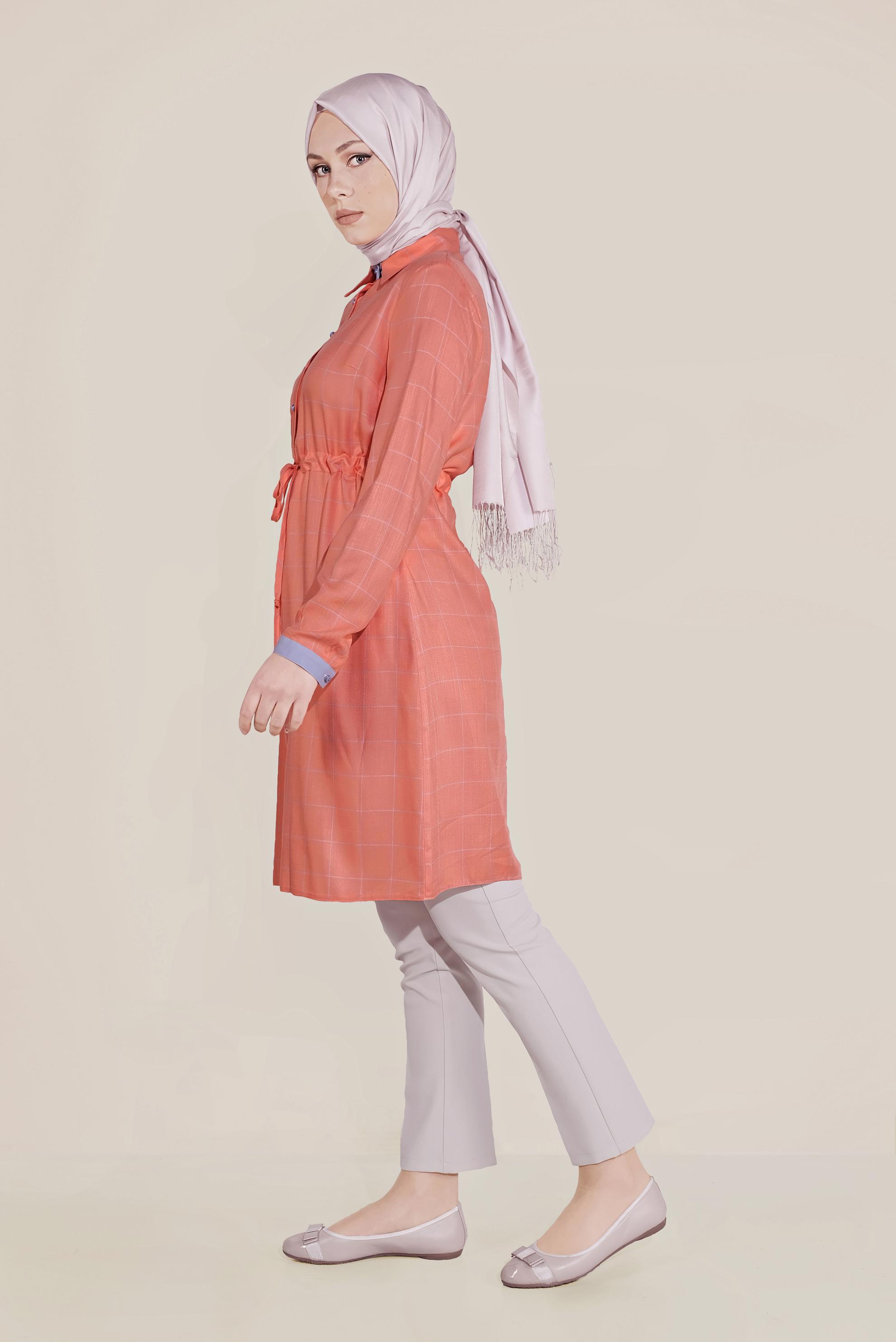 Tesettür giyim MERCAN KARE DESENLİ BELDEN LASTİKLİ TUNİK 40729