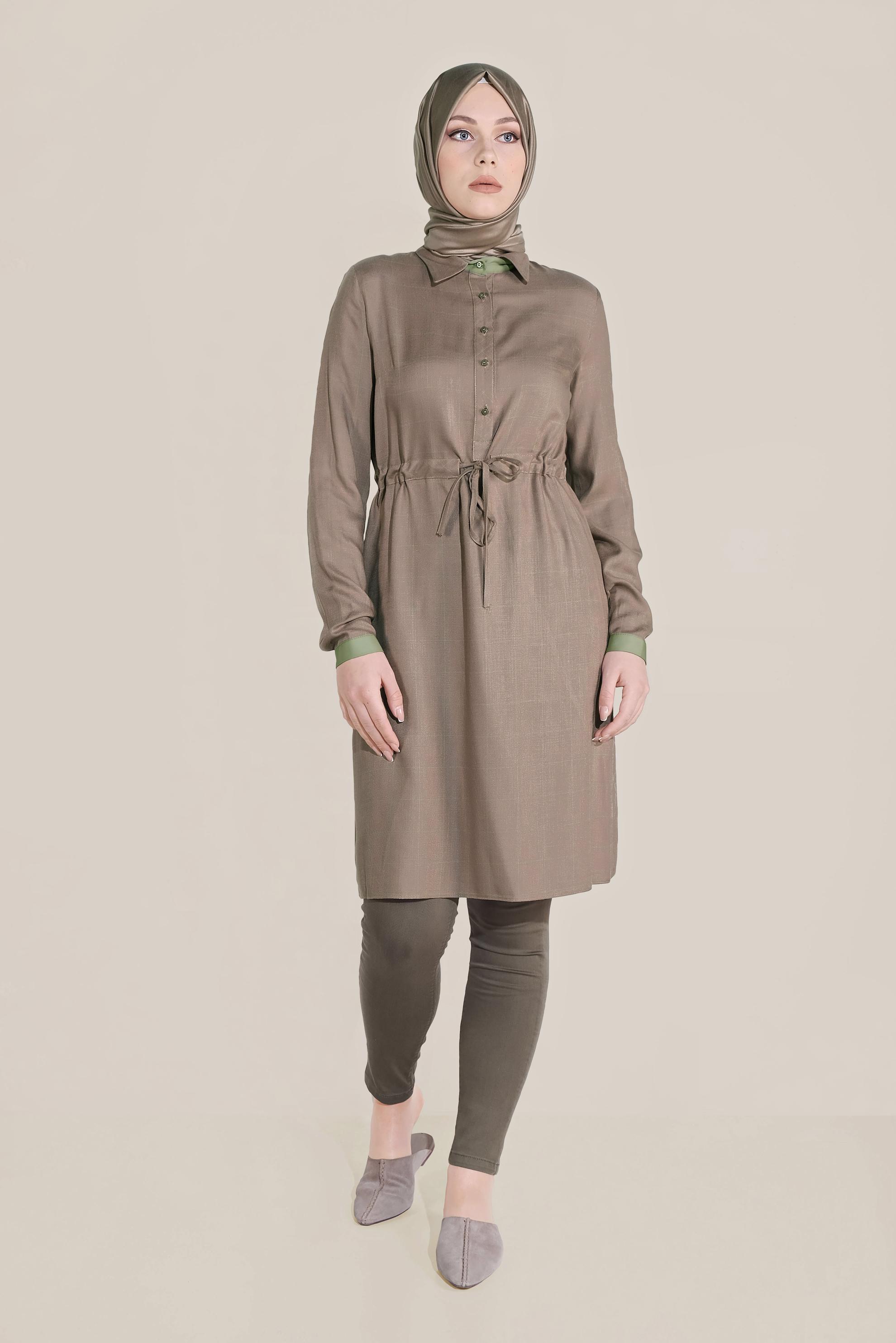 Tesettür giyim VİZON KARE DESENLİ BELDEN LASTİKLİ TUNİK 40729