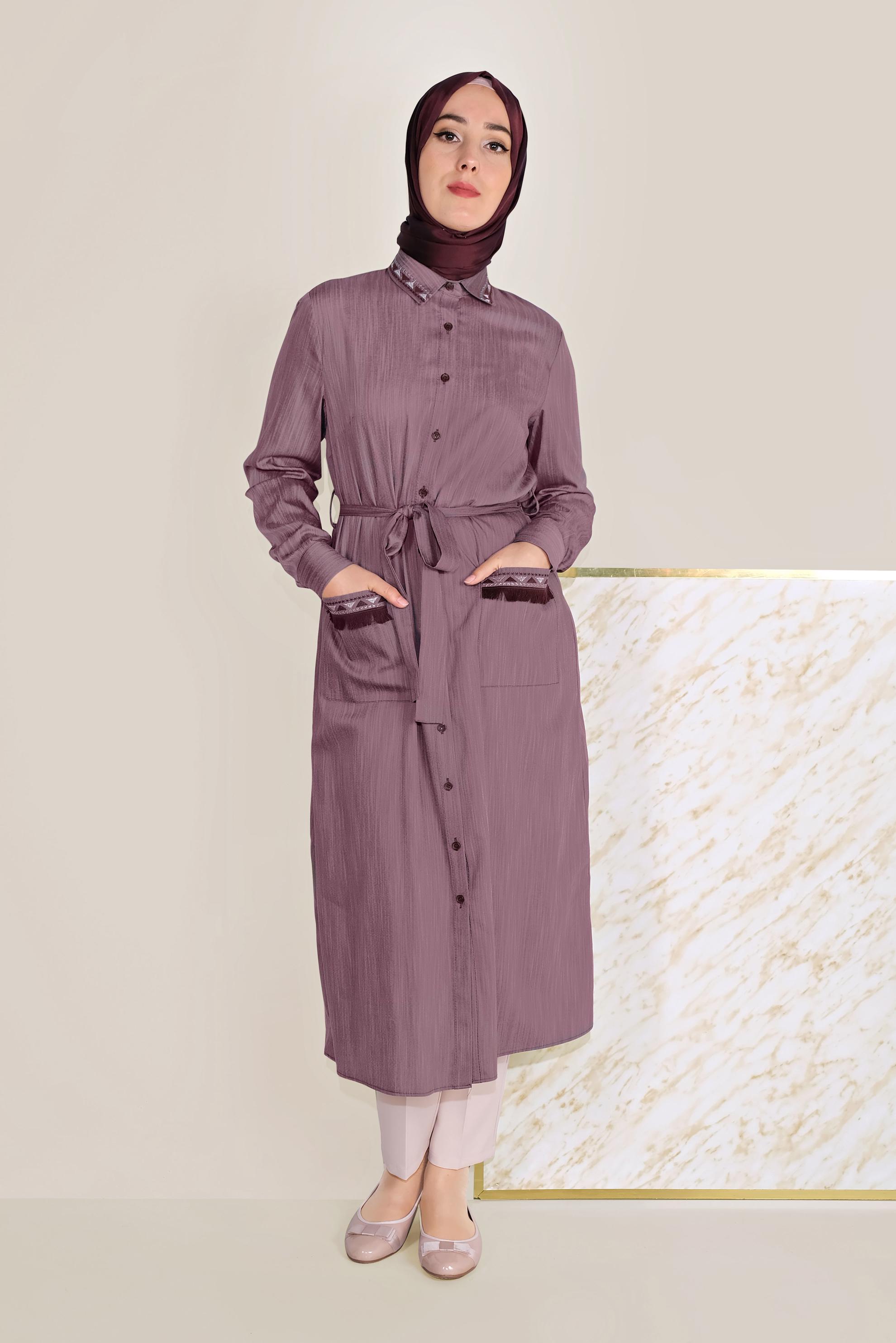 Tesettür giyim MÜRDÜM NAKIŞLI PÜSKÜL DETAYLI TUNİK 40767 