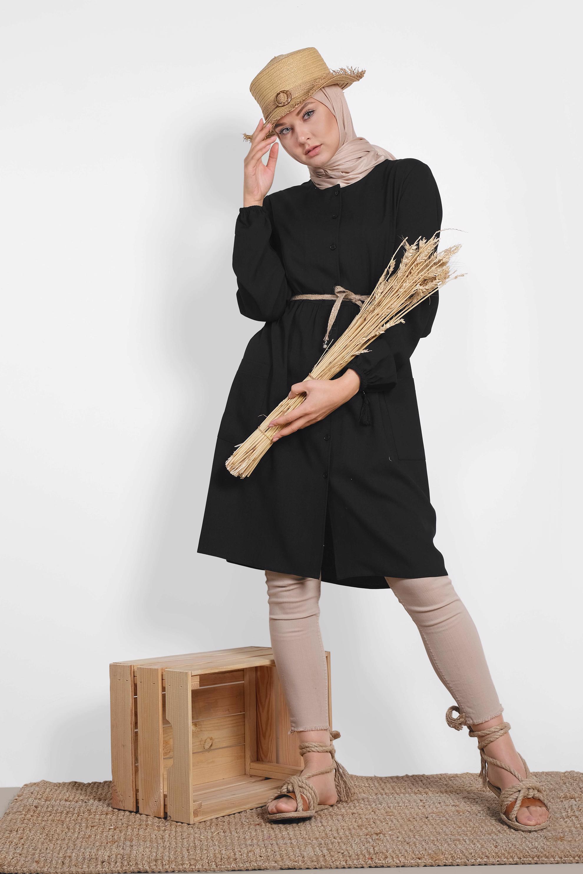 Tesettür giyim SİYAH DÜĞMELİ TUNİK 4114