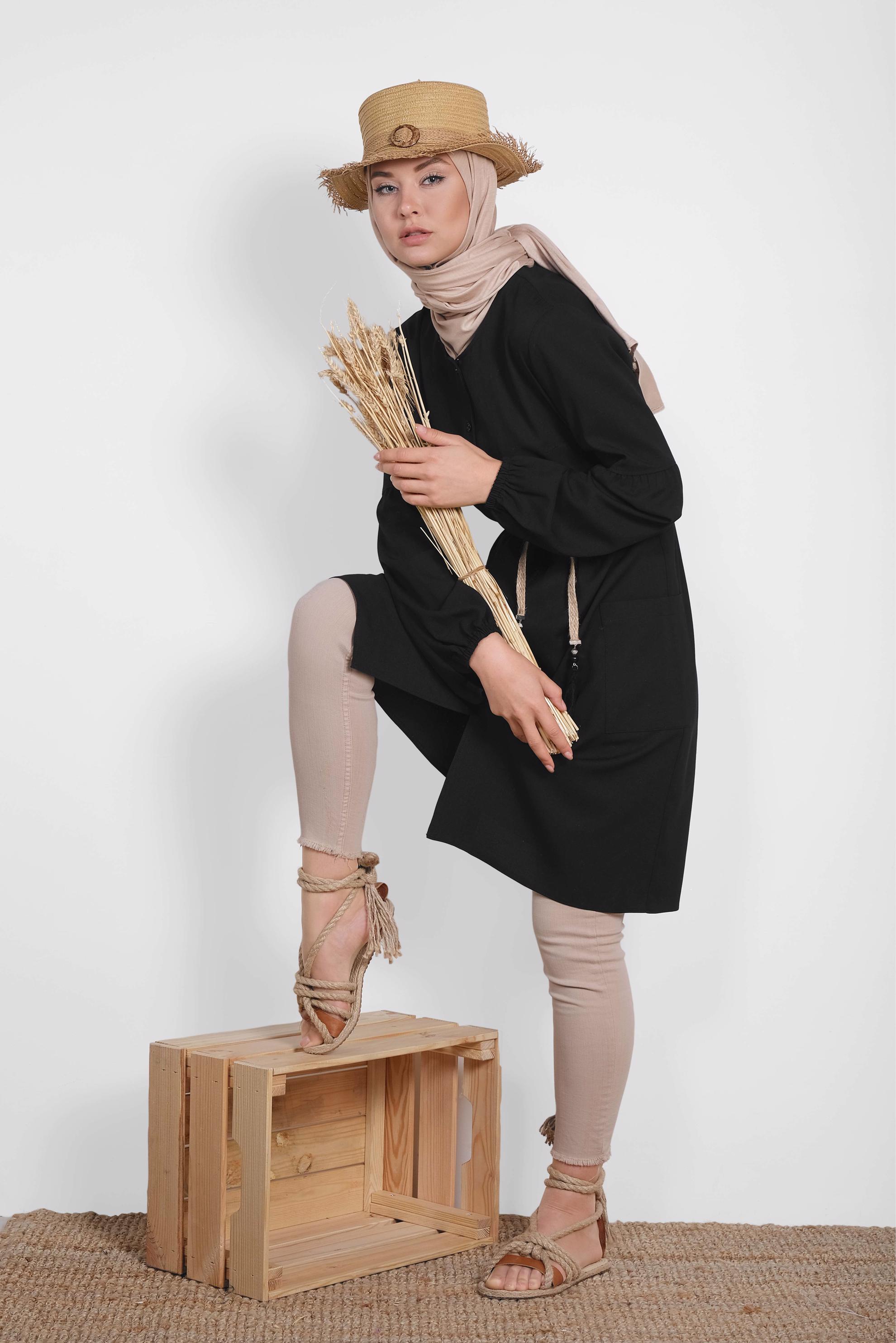 Tesettür giyim SİYAH DÜĞMELİ TUNİK 4114