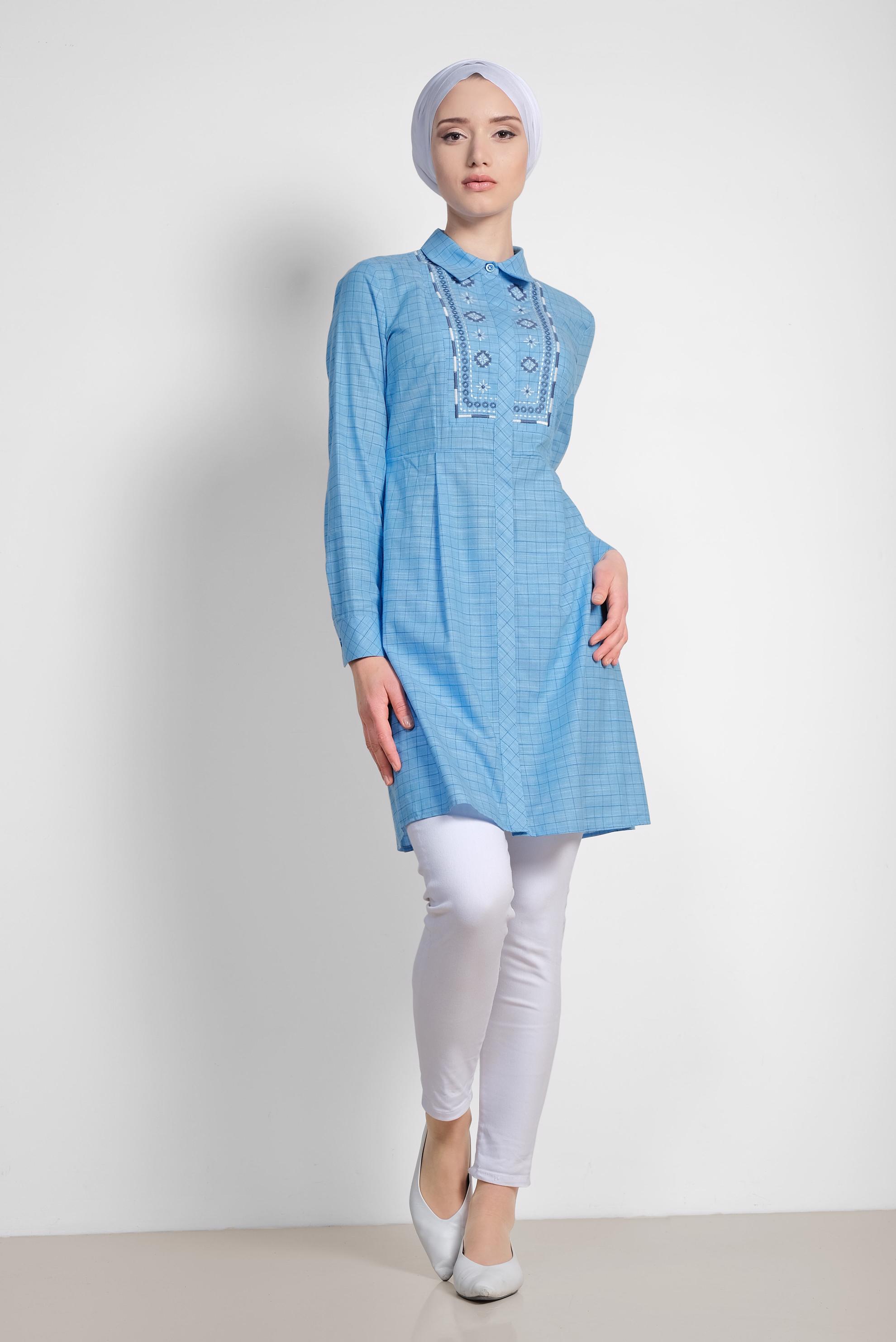 Tesettür giyim MAVİ KARE DESENLİ NAKIŞ İŞLEMELİ PAMUKLU TUNİK 4150