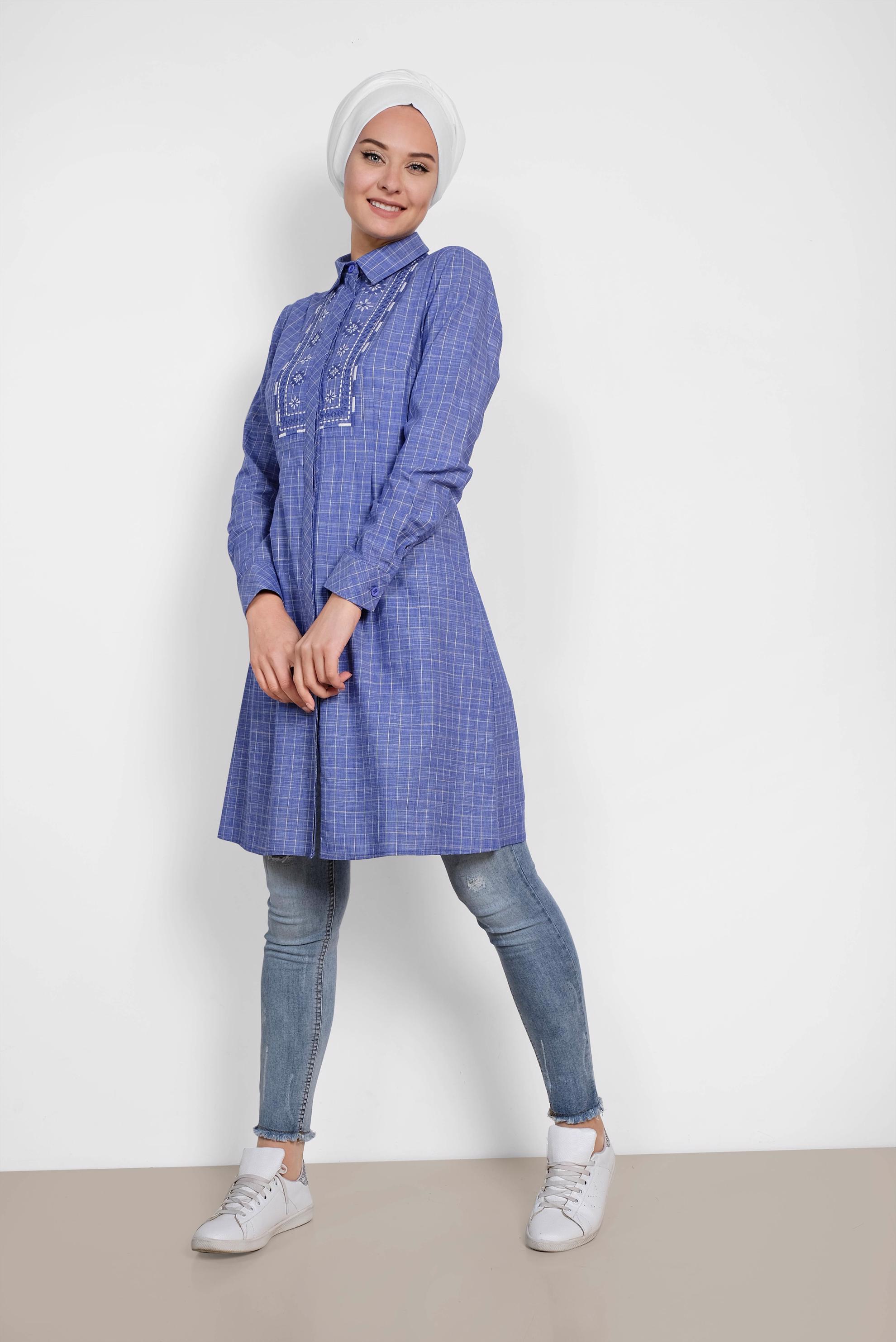Tesettür giyim LACİVERT KARE DESENLİ NAKIŞ İŞLEMELİ PAMUKLU TUNİK 4150