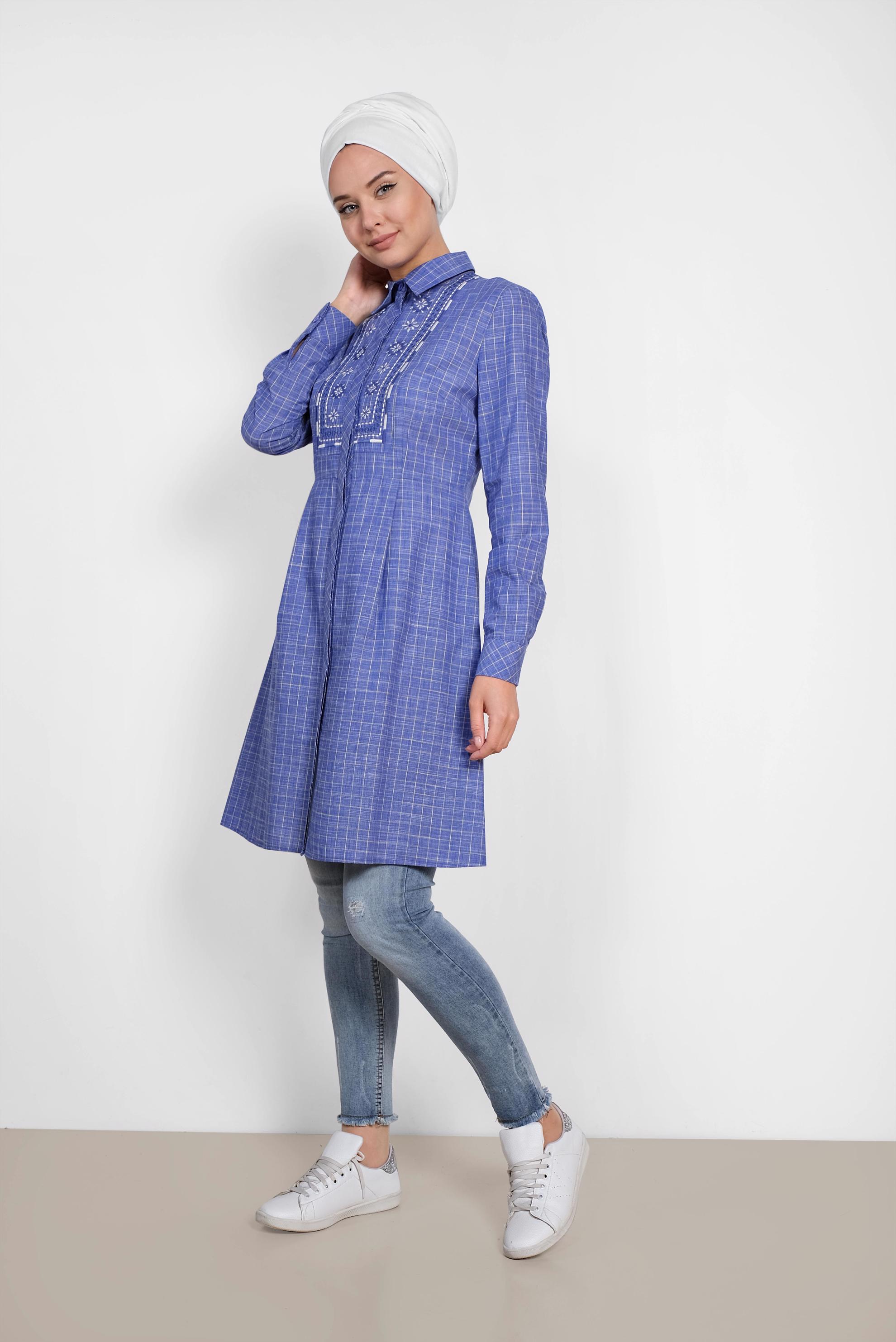 Tesettür giyim LACİVERT KARE DESENLİ NAKIŞ İŞLEMELİ PAMUKLU TUNİK 4150