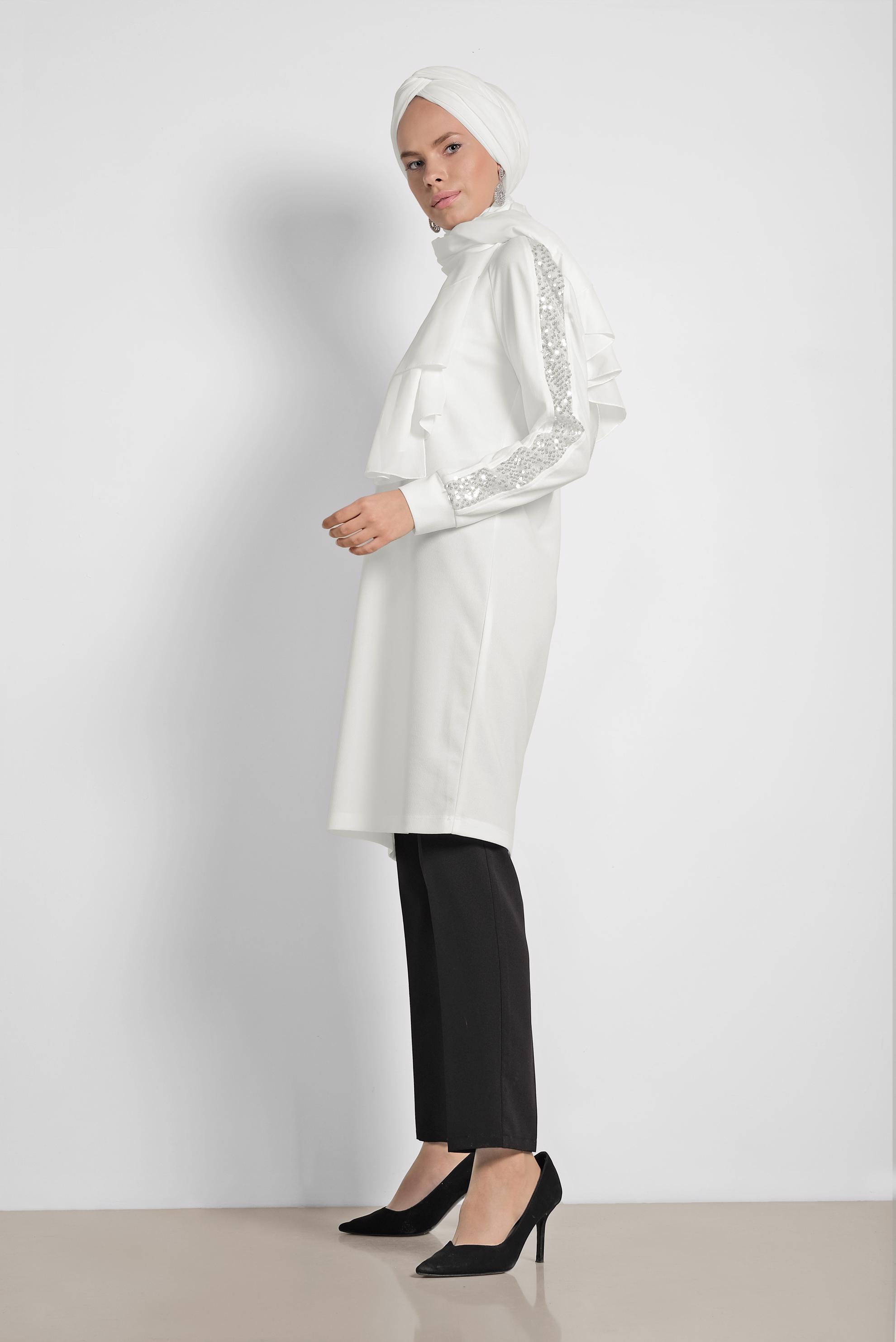 Tesettür giyim BEYAZ KOLLARI PUL ŞERİTLİ TUNİK 4159