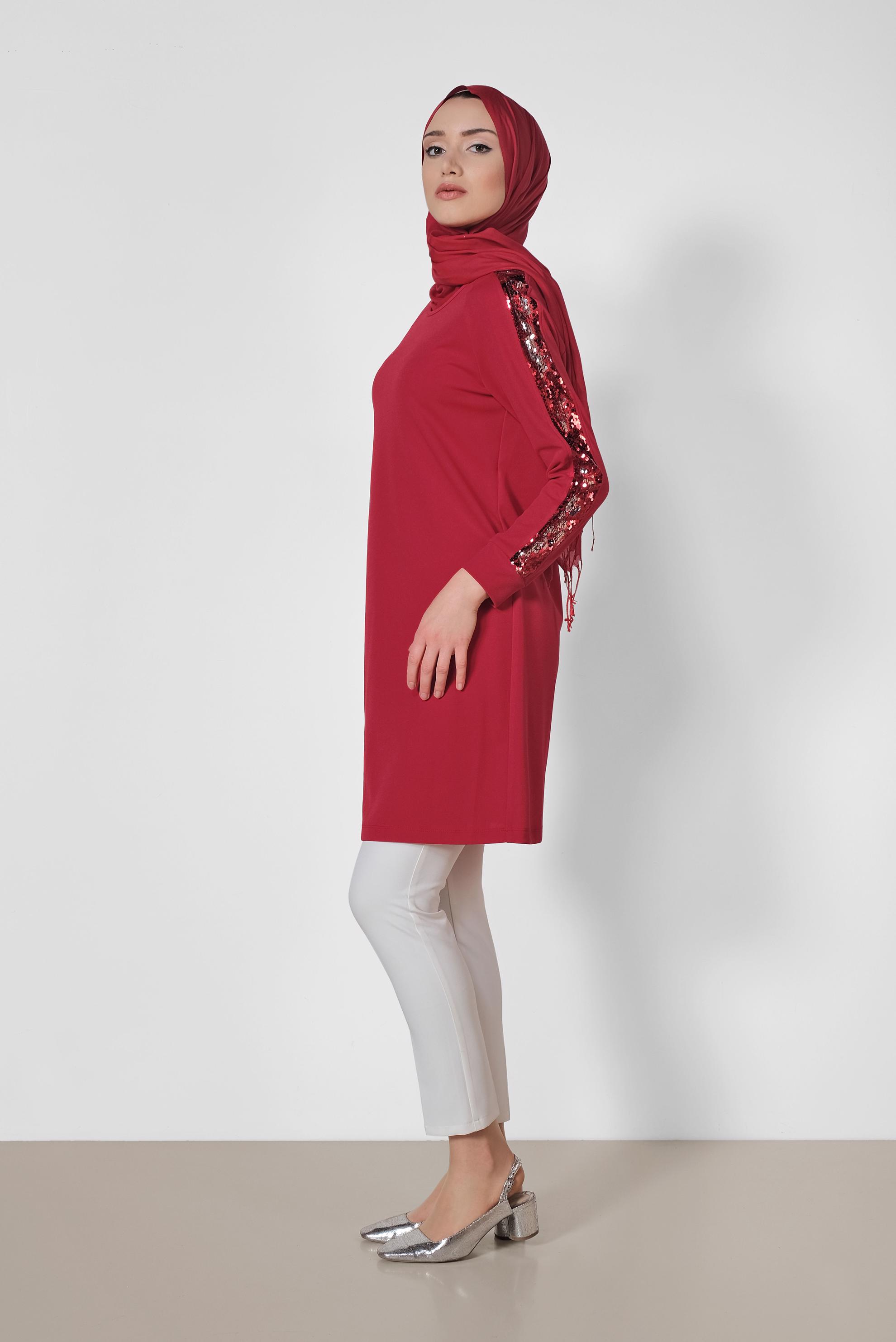 Tesettür giyim KIRMIZI KOLLARI PUL ŞERİTLİ TUNİK 4159