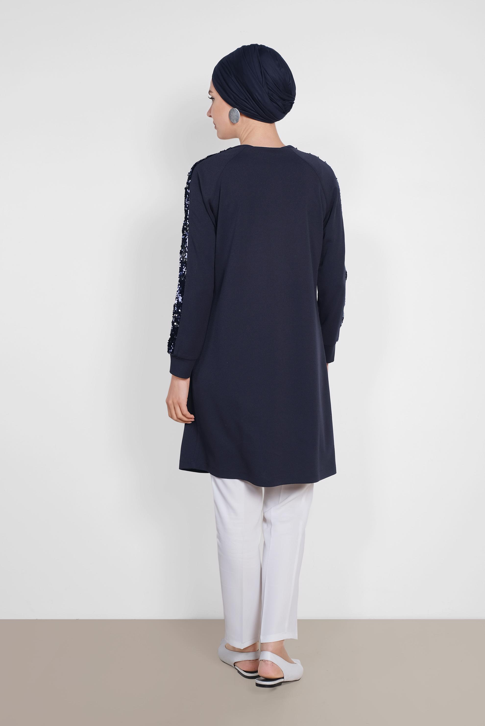 Tesettür giyim LACİVERT KOLLARI PUL ŞERİTLİ TUNİK 4159