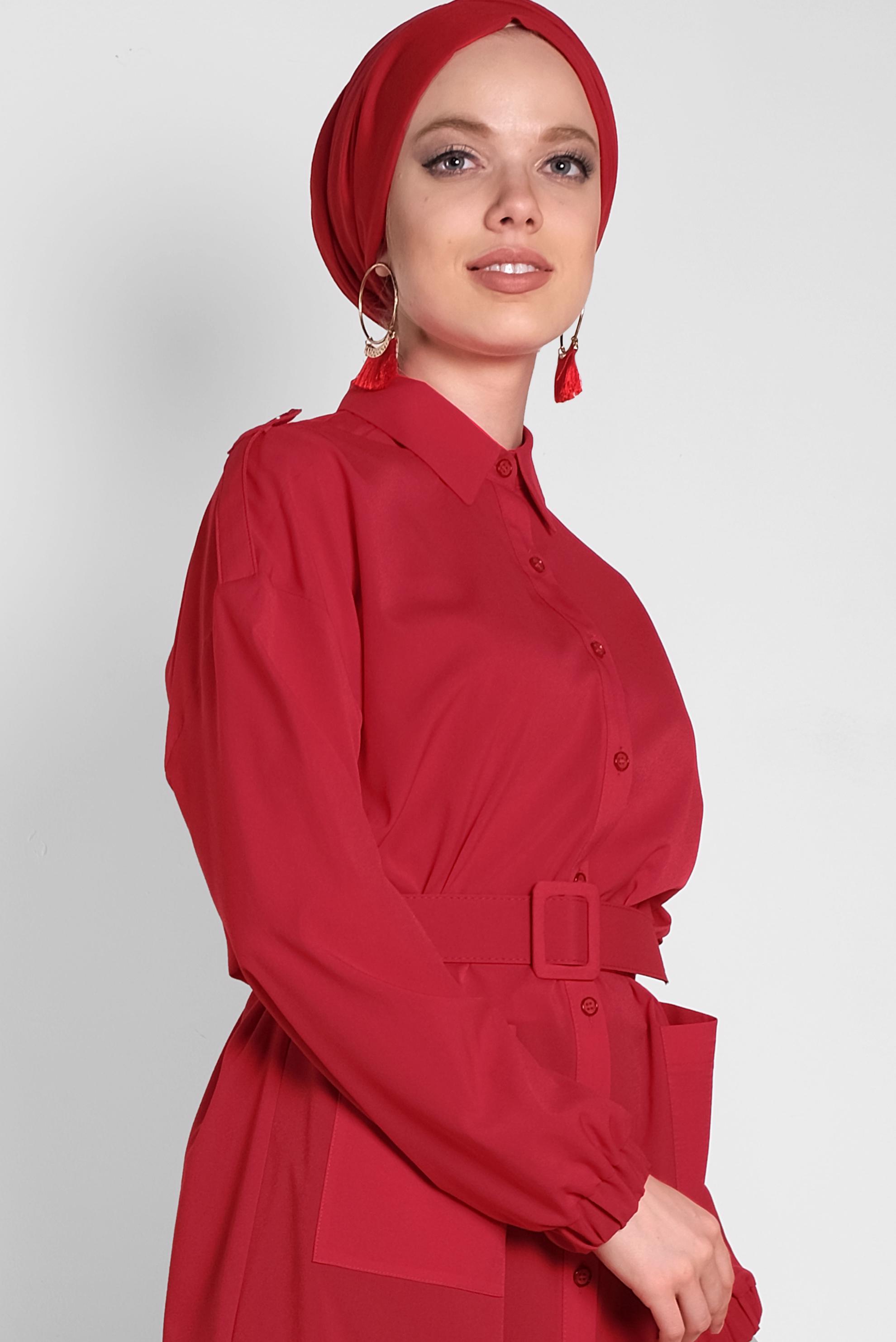 Tesettür giyim KIRMIZI BOYDAN DÜĞMELİ ERKEK YAKA TUNİK 4243