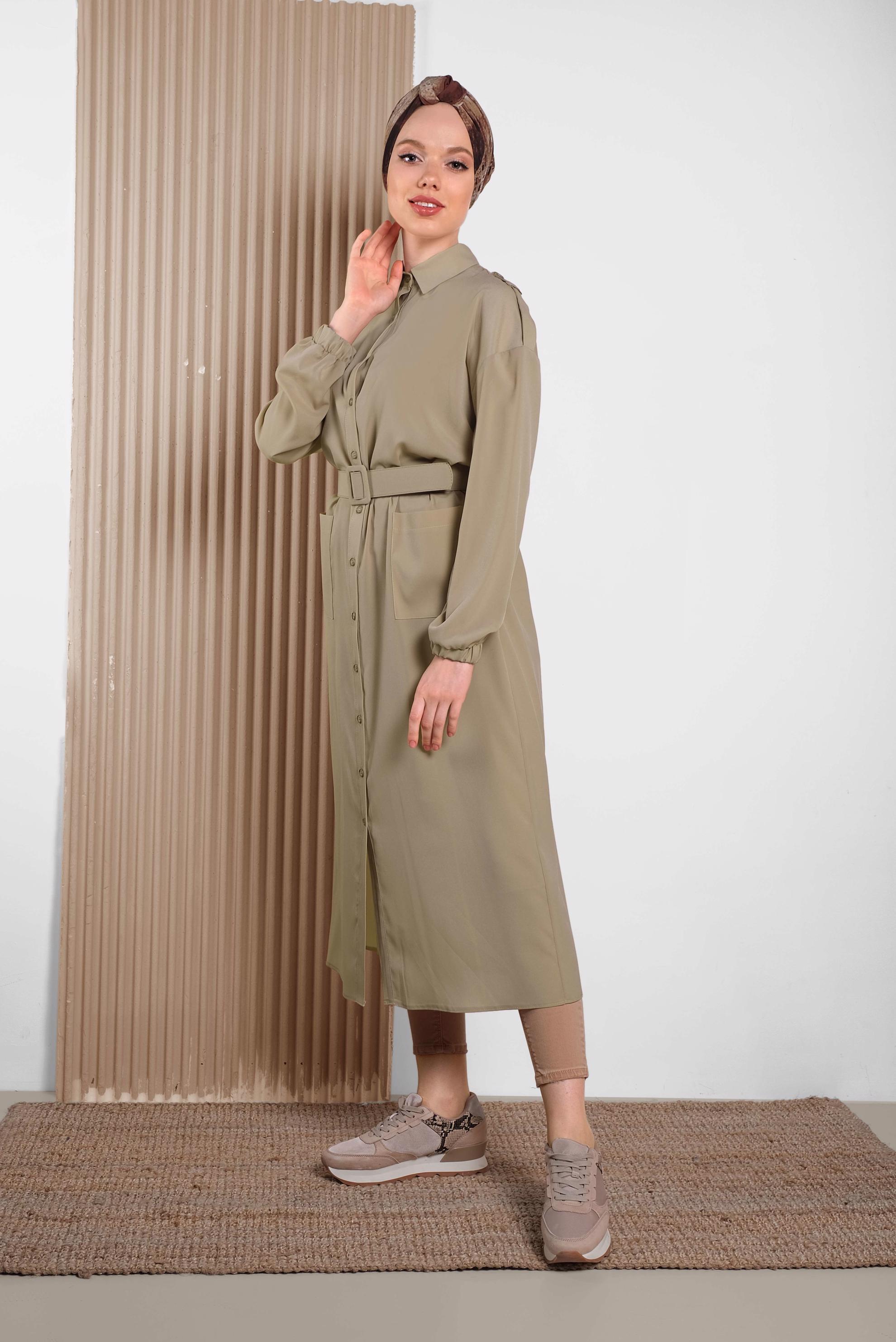 Tesettür giyim BEJ BOYDAN DÜĞMELİ ERKEK YAKA TUNİK 4243