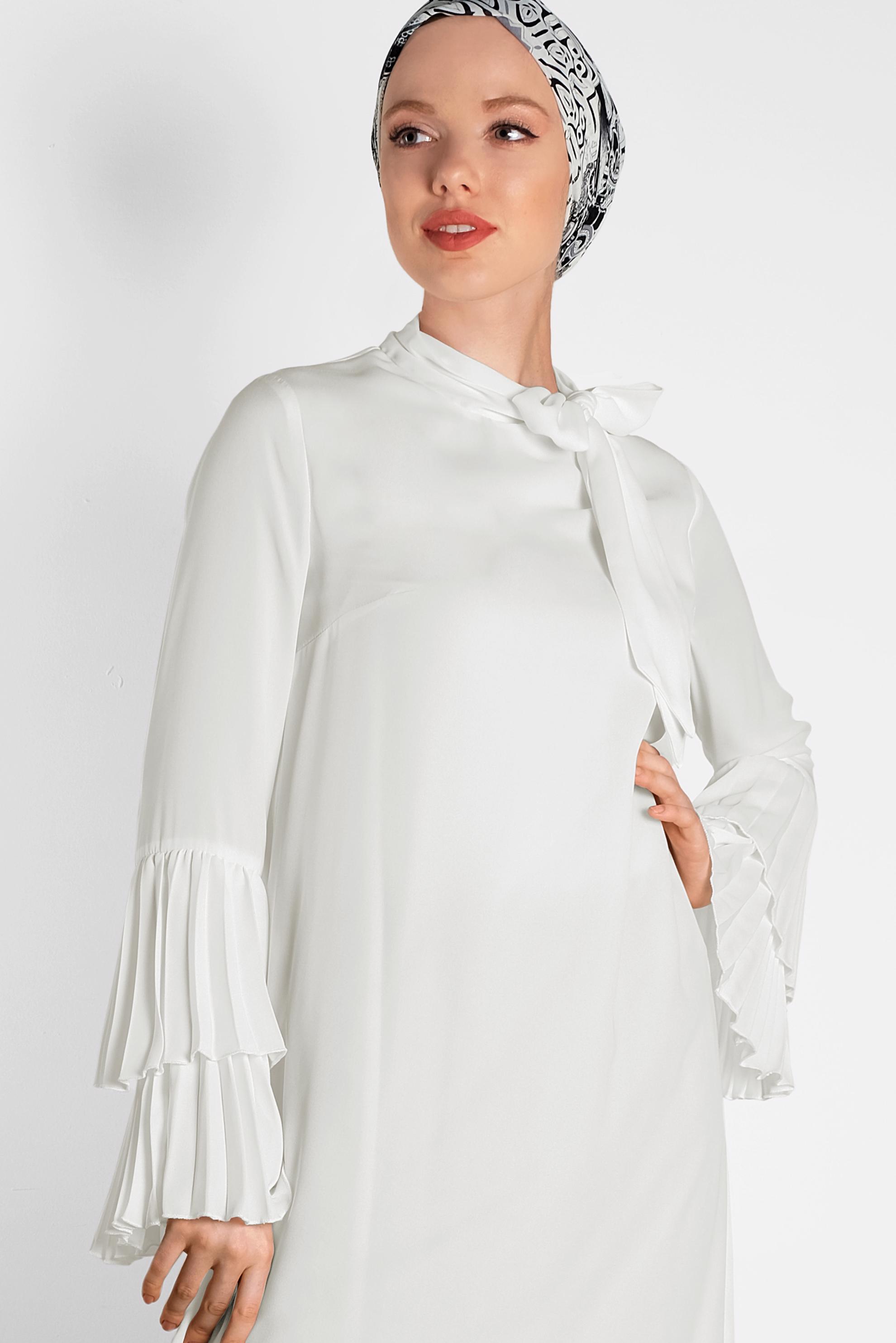 Tesettür giyim BEYAZ PİLİSE KOLLU SALAŞ TUNİK 4285