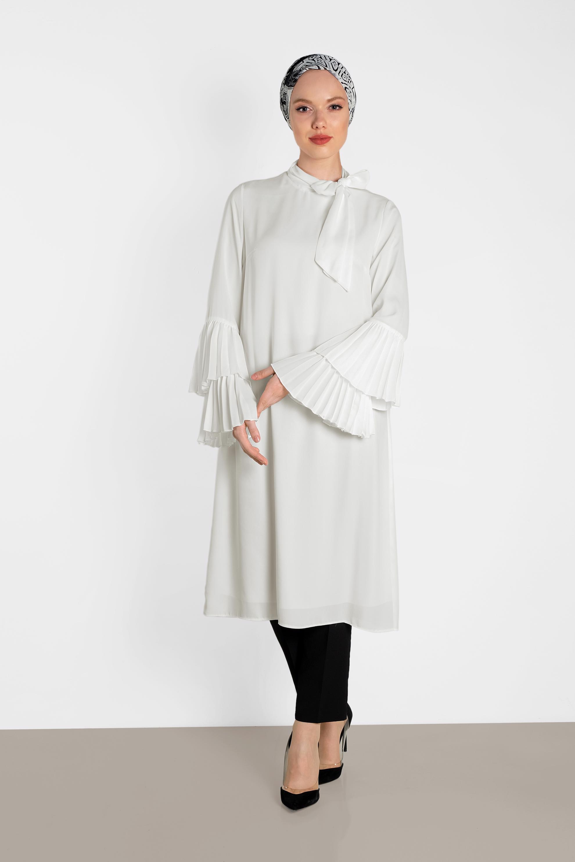 Tesettür giyim BEYAZ PİLİSE KOLLU SALAŞ TUNİK 4285