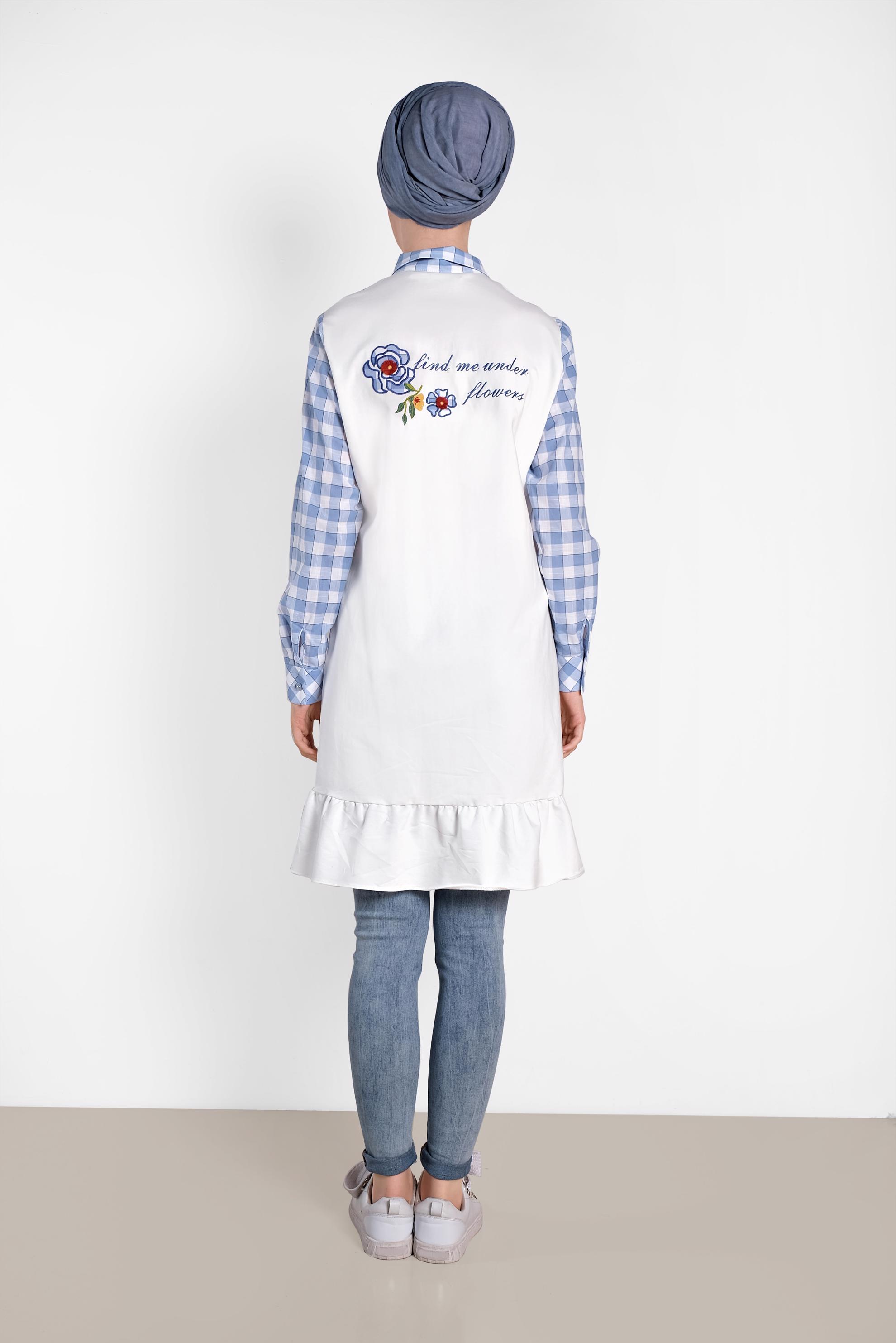 Tesettür giyim MAVİ SIRT KISMI İŞLEMELİ EKOSE TUNİK 4308