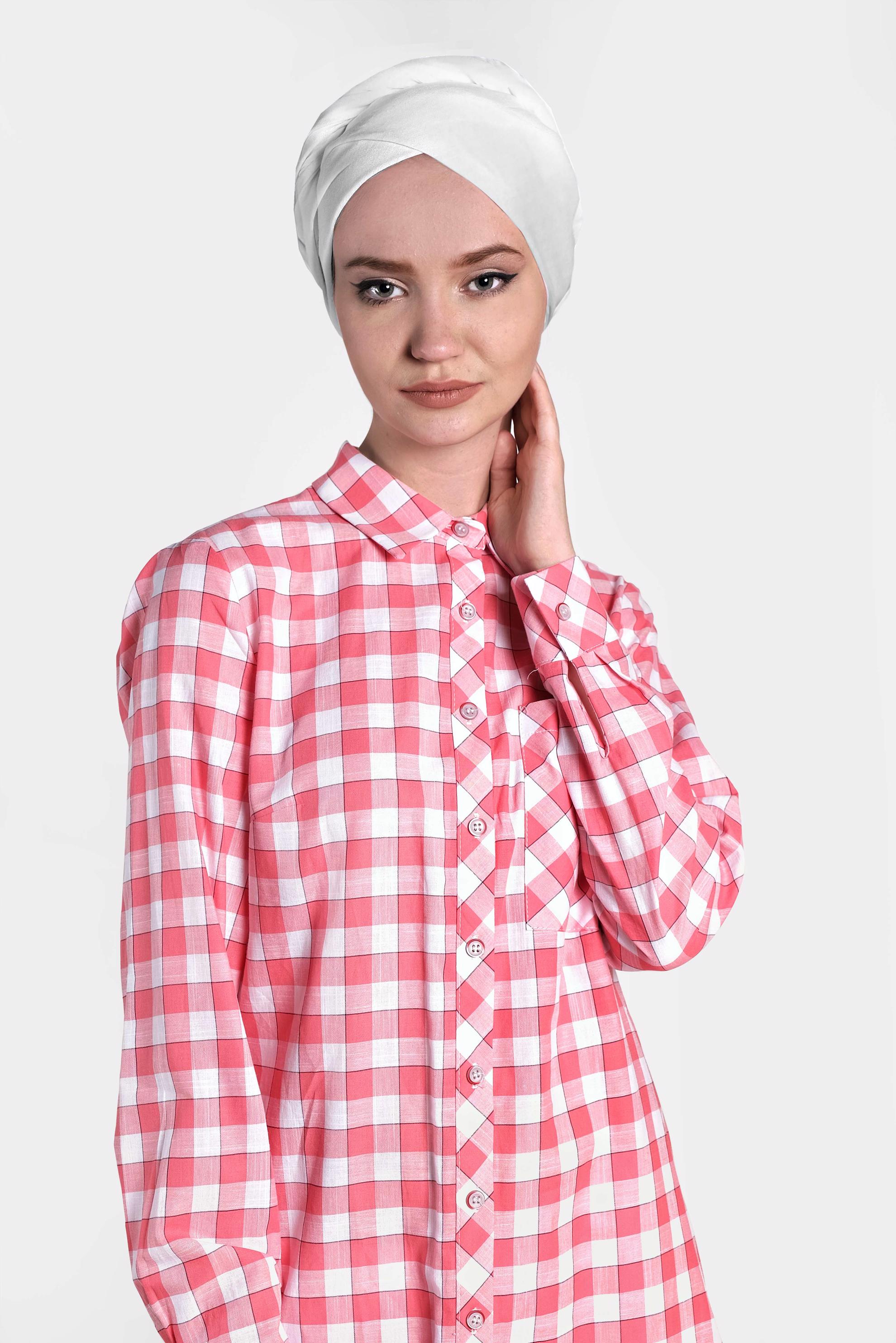 Tesettür giyim MERCAN SIRT KISMI İŞLEMELİ EKOSE TUNİK 4308